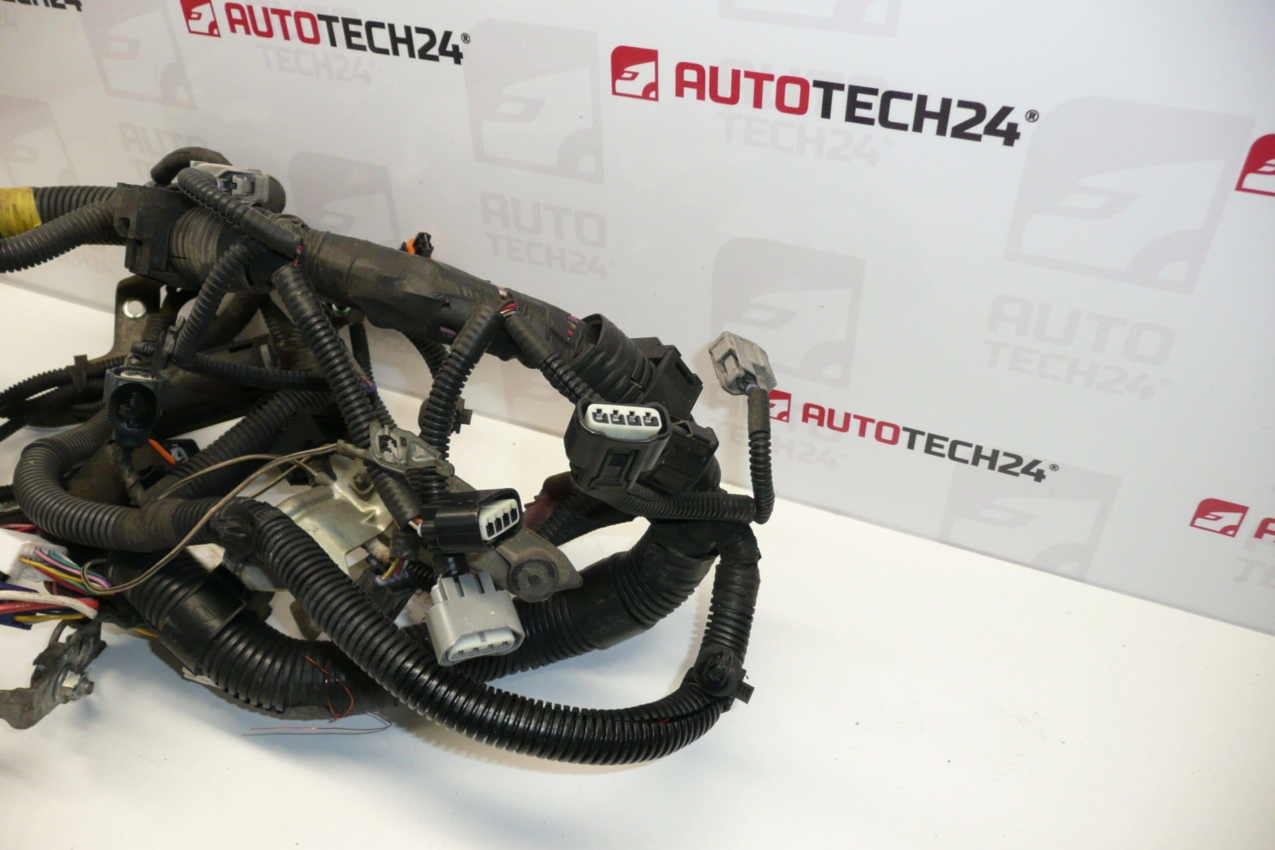 Conjunto Citroën Peugeot 1.0 KR automático 821210H040 656970 - Imagen 2