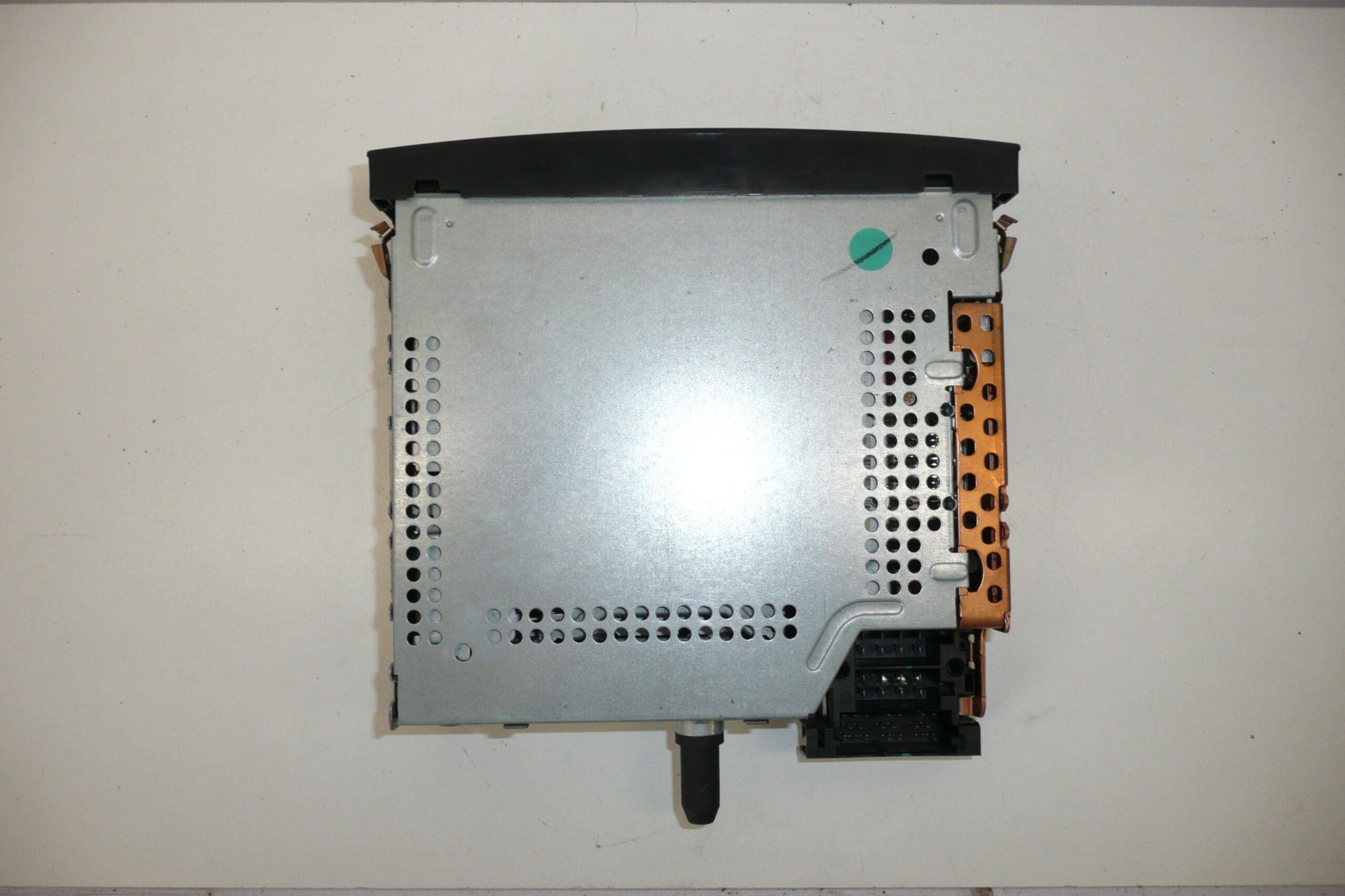 Radio De Coche Con CD Citroën Peugeot 96545978XT00 - Imagen 2