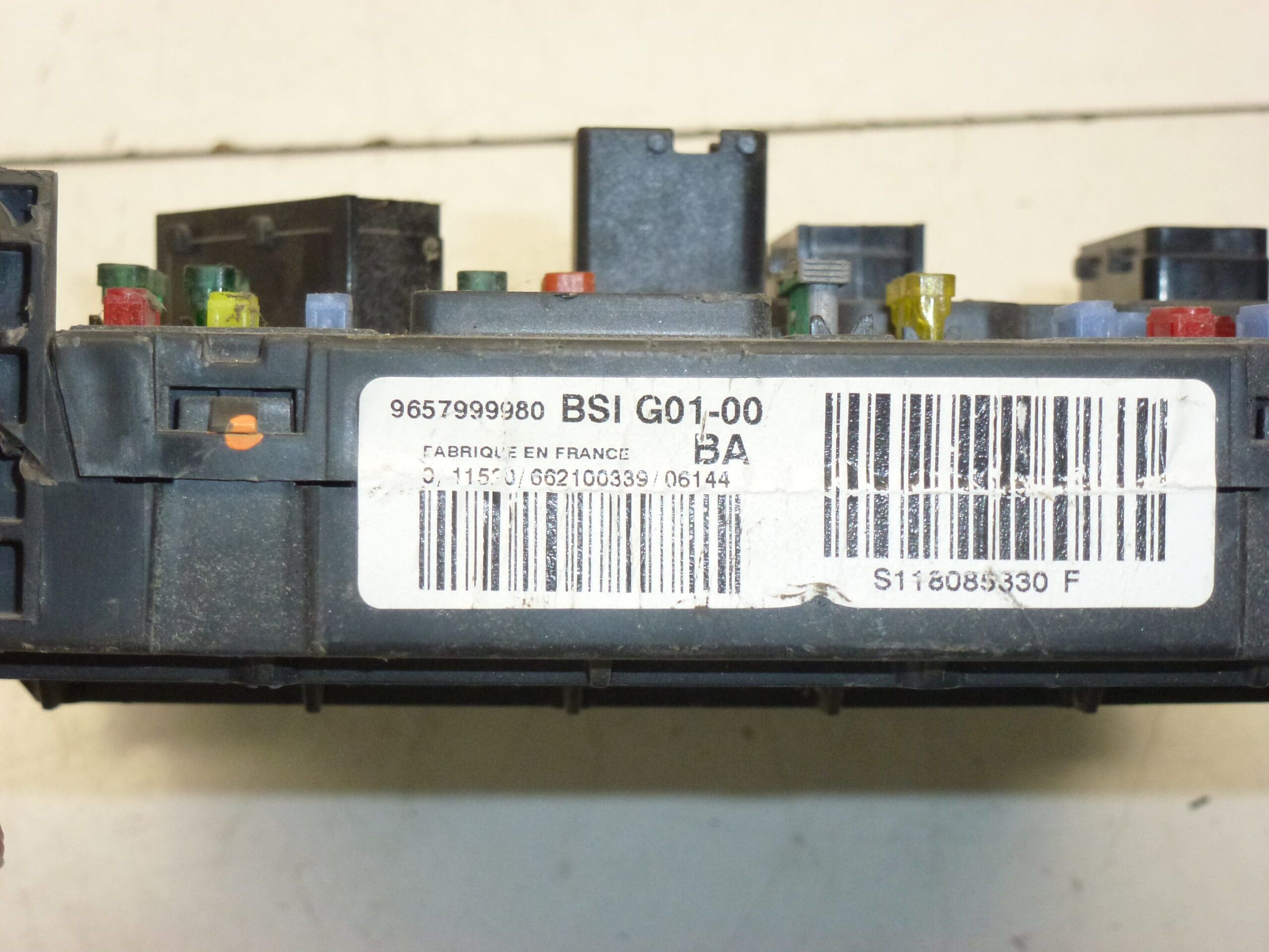 Módulo BSI G01-00 Siemens Citroën Peugeot 9657999980 - Imagen 2