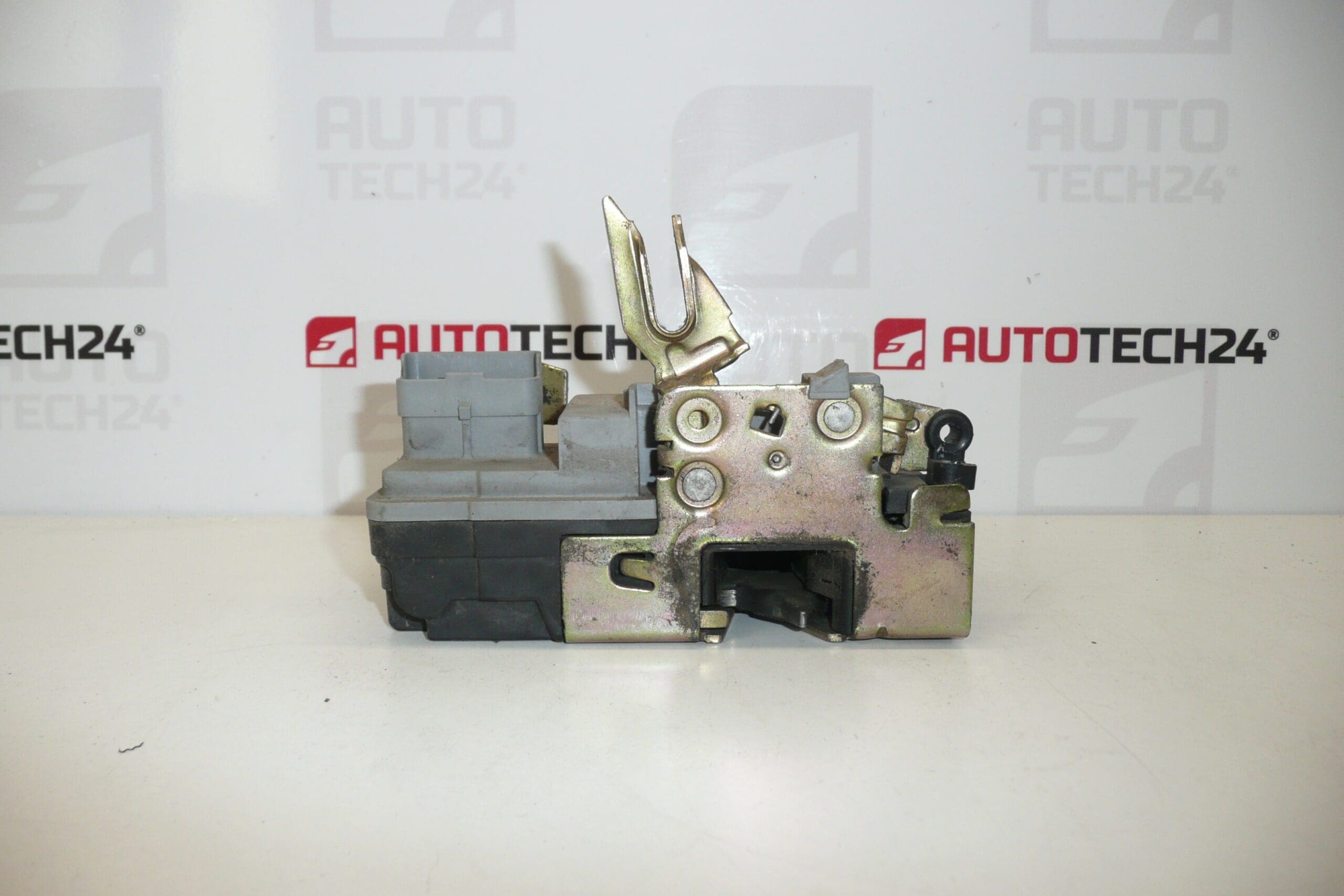 Cerradura De La Puerta Delantera Izquierda Citroën Xsara 9135H4 - Imagen 2