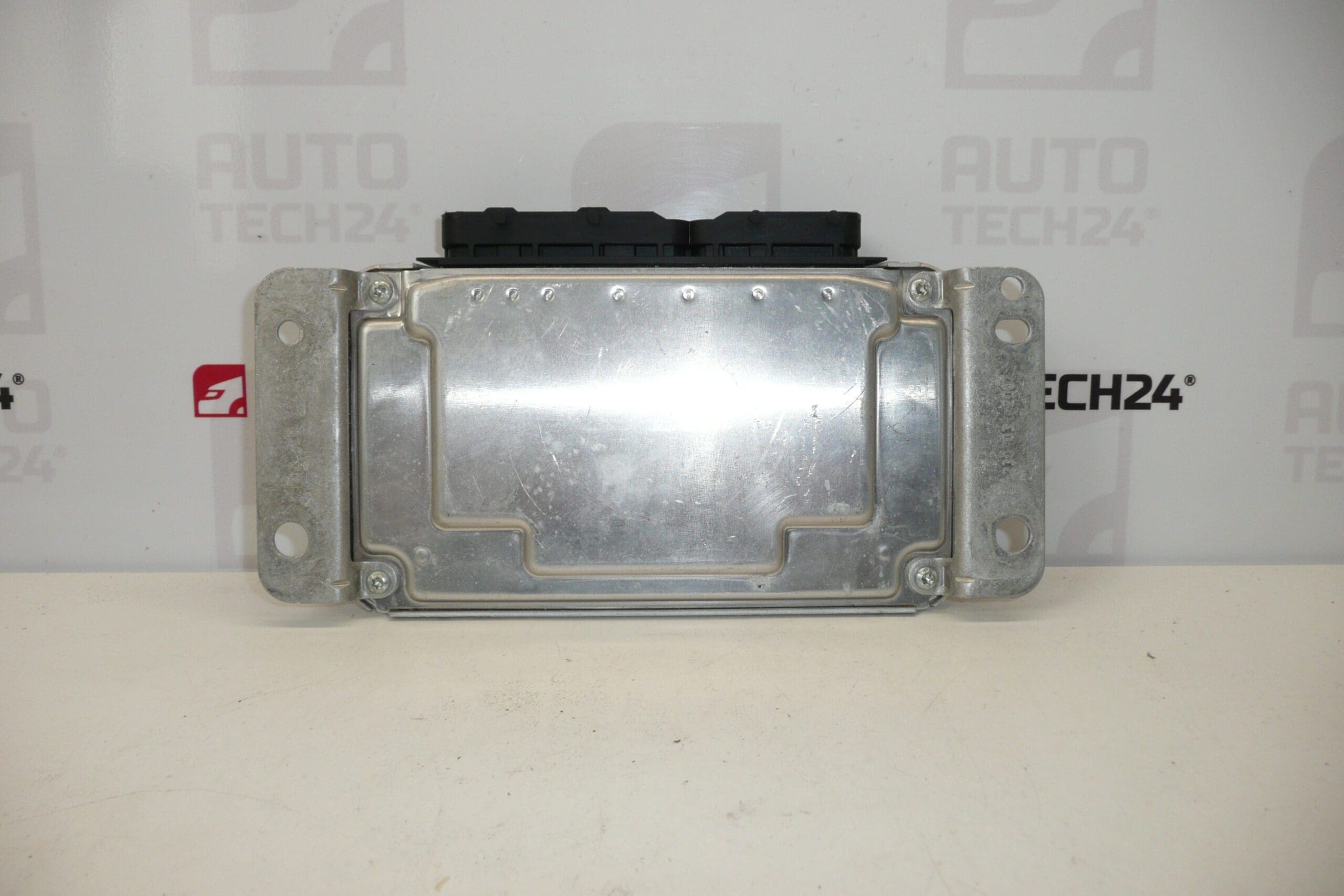 Unidad De Control Del Motor (ECU) Bosch 1.0i 1KR 0261208702 89661-0H022 - Imagen 2