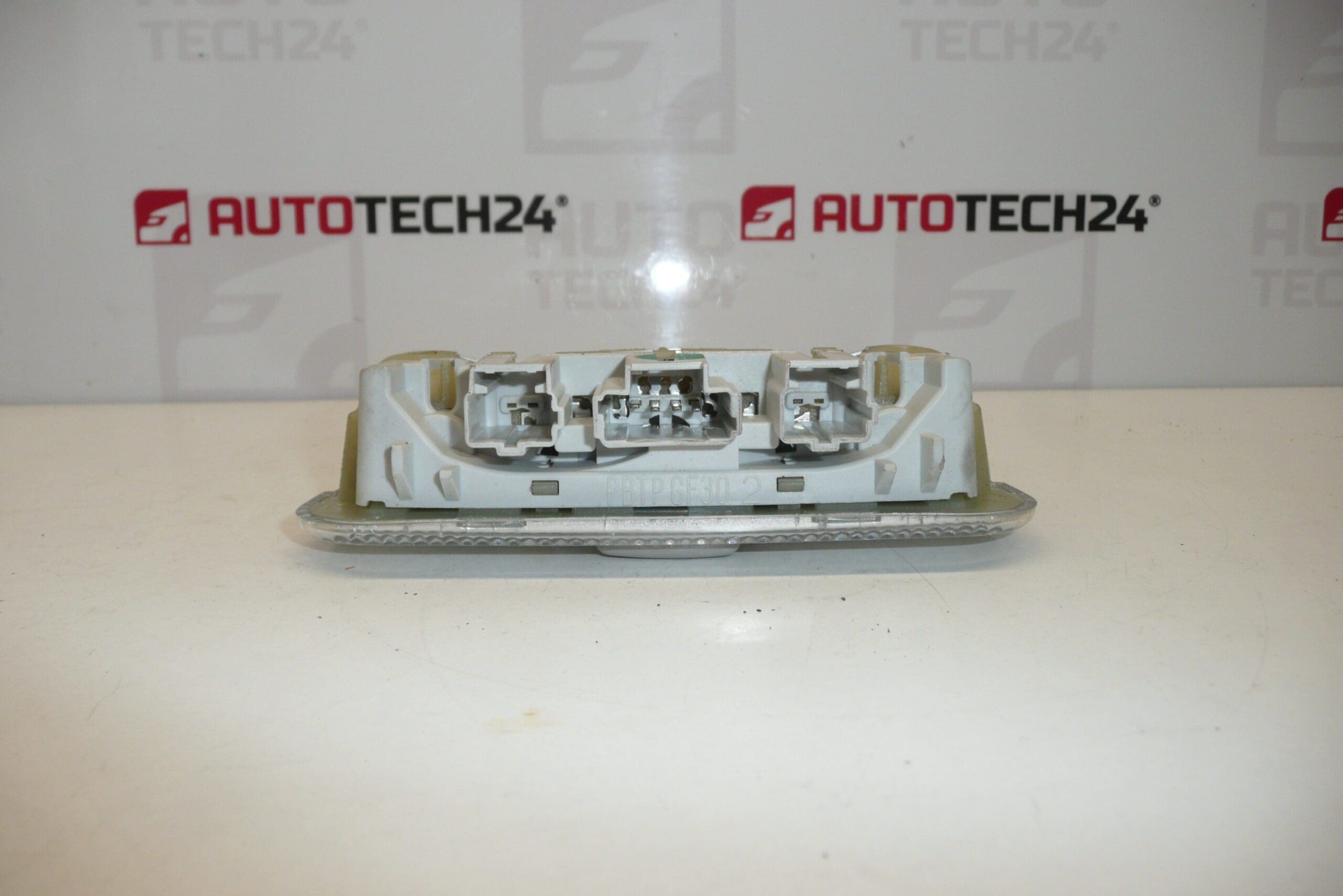 Luz Interior Iluminación Citroën Peugeot 6362N4 - Imagen 2