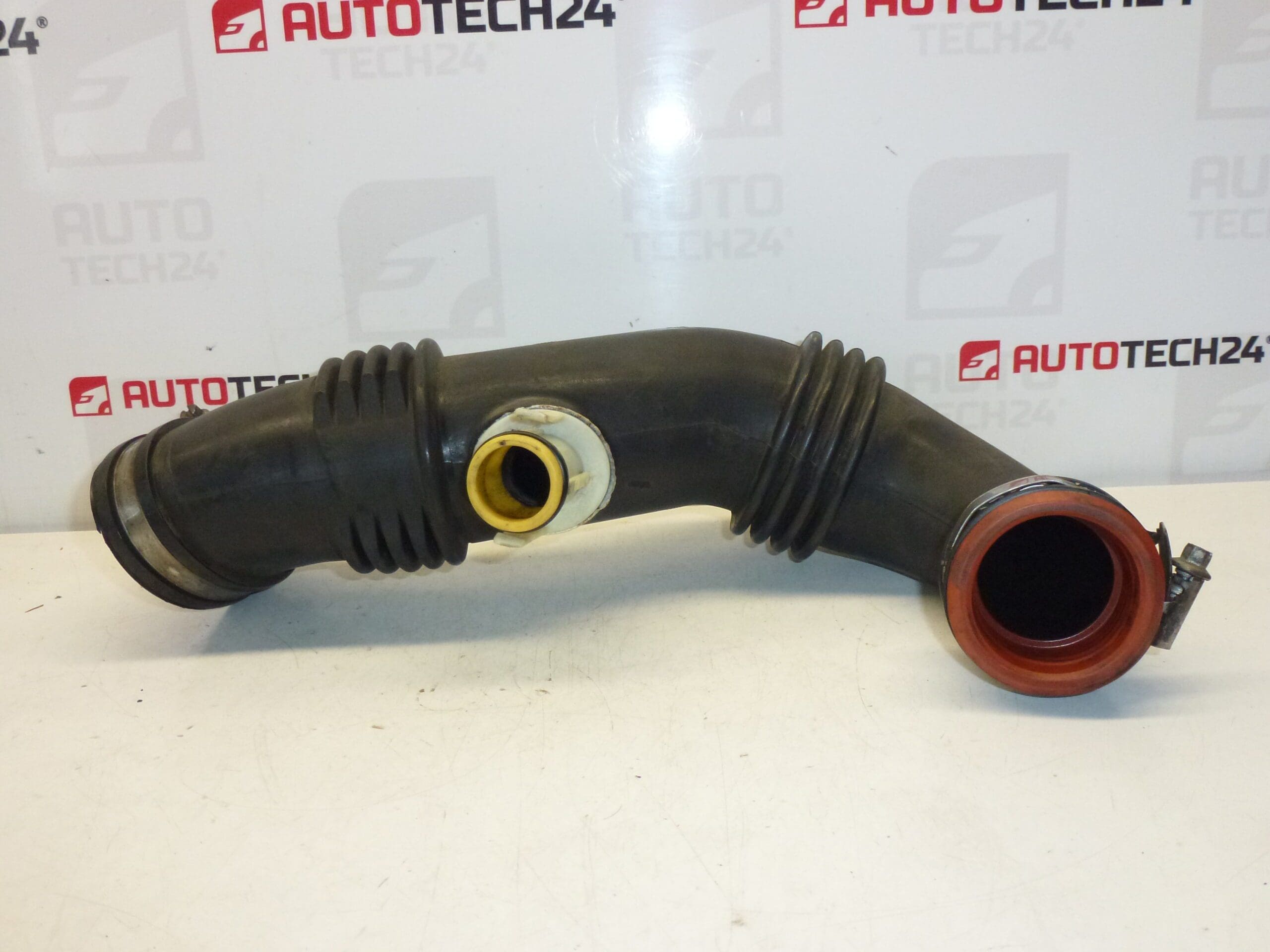Manguera de turbo 1.6 HDi Citroën/Peugeot 9656953680 1434E1 - Imagen 2