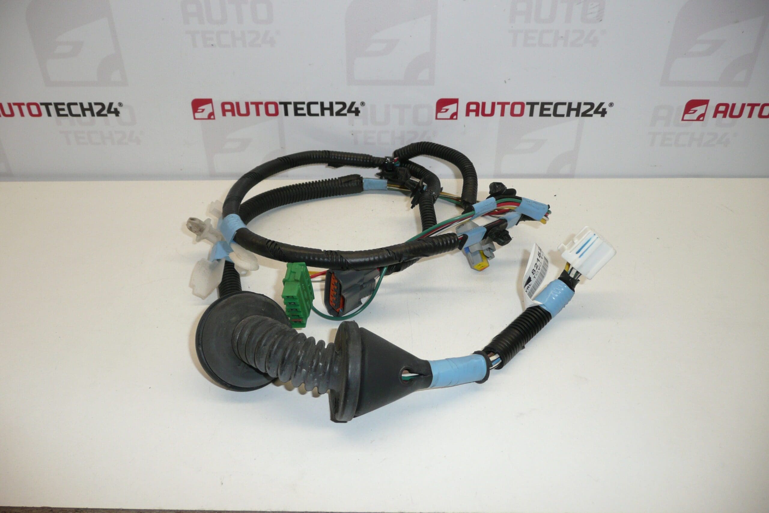 Arnés De Cableado De La Puerta Delantera Izquierda Citroën C1 Peugeot 107 821520H010H - Imagen 2