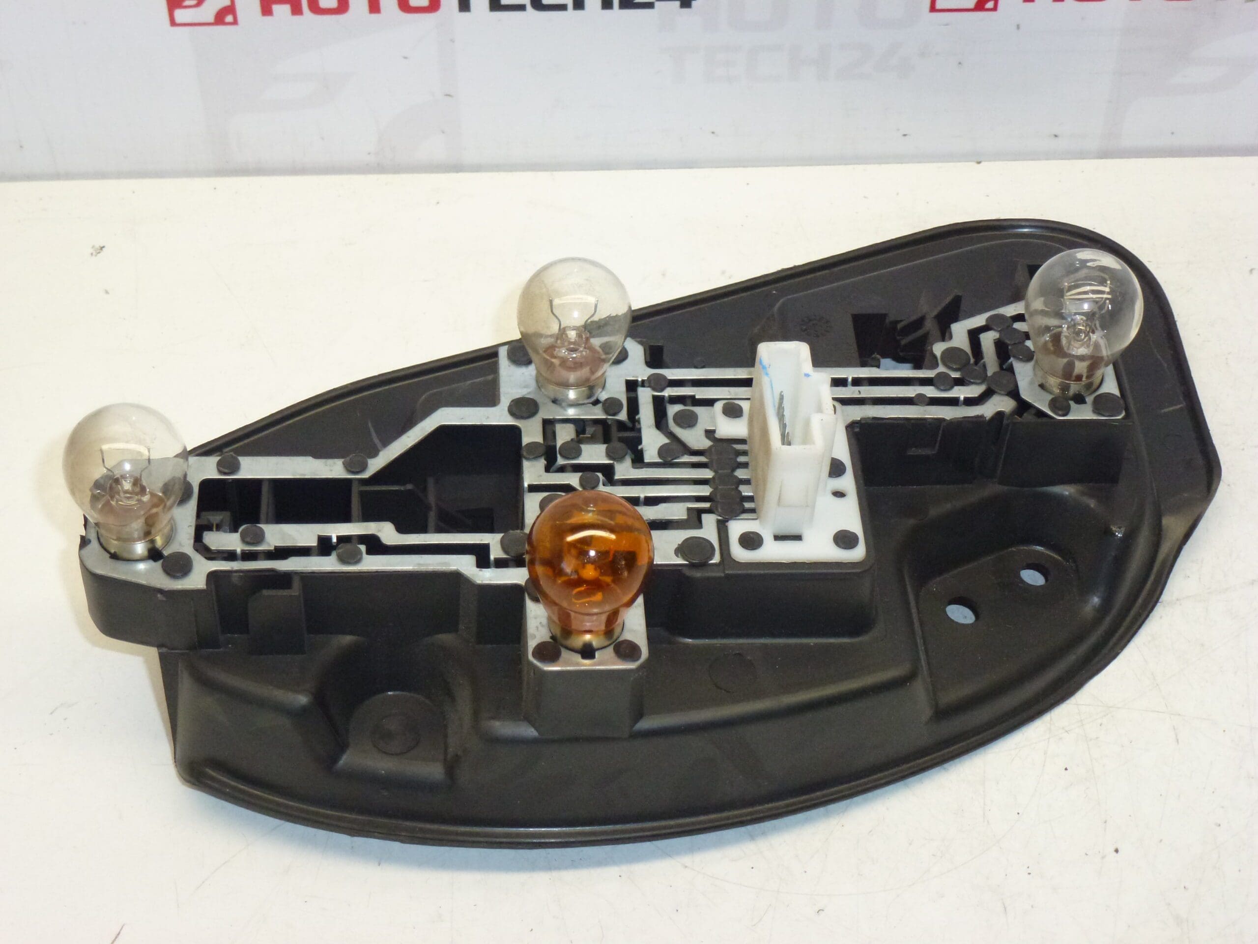 Portalámparas para piloto trasero izquierdo Citroën C5 Sedán - Imagen 2