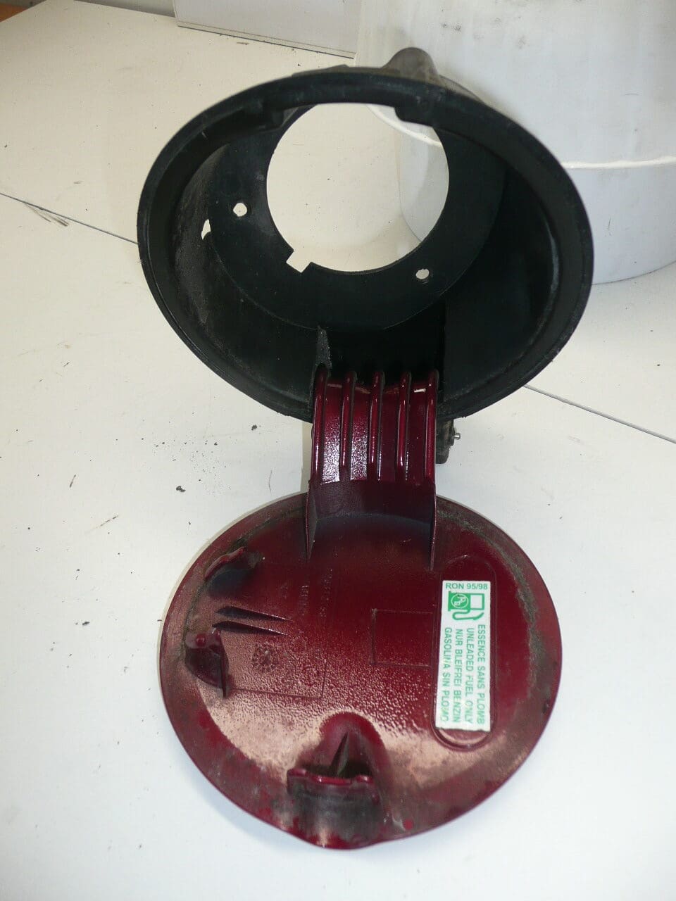 Tapa del depósito para Citroën Xsara Picasso - KKQD 9631275877 151780 - Imagen 2