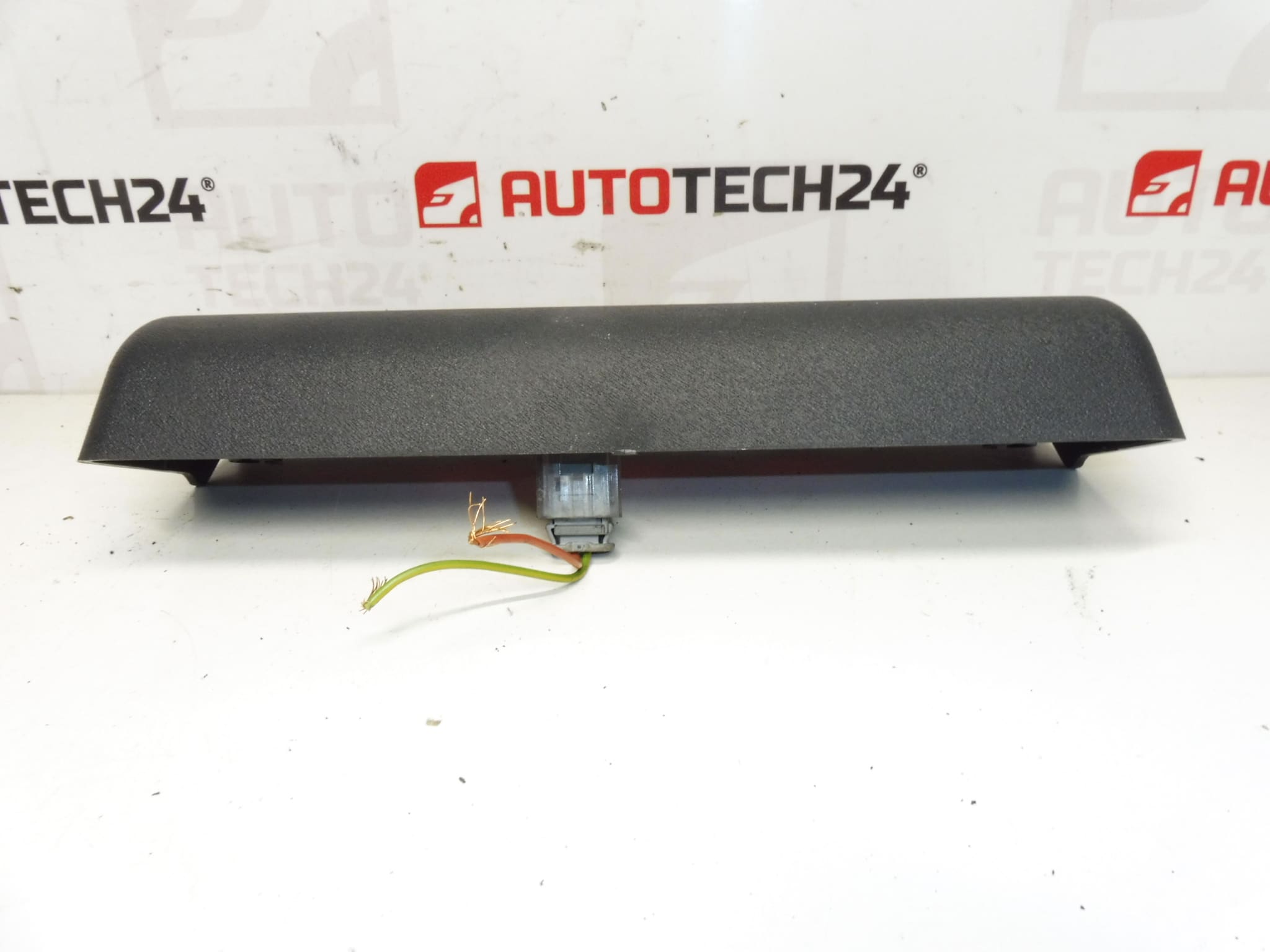 Tercera luz de freno Citroën C2 6351S6 - Imagen 2