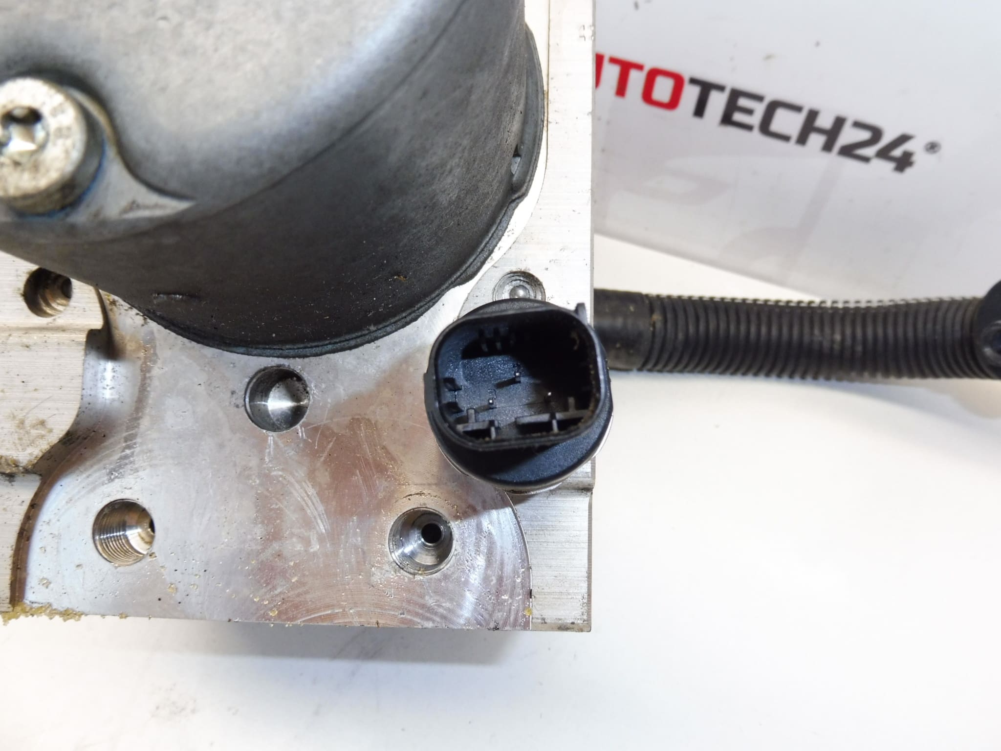 Módulo ABS/ESP Bosch para Citroën C8 y Peugeot 807 0265950075 4541C5 - Imagen 2