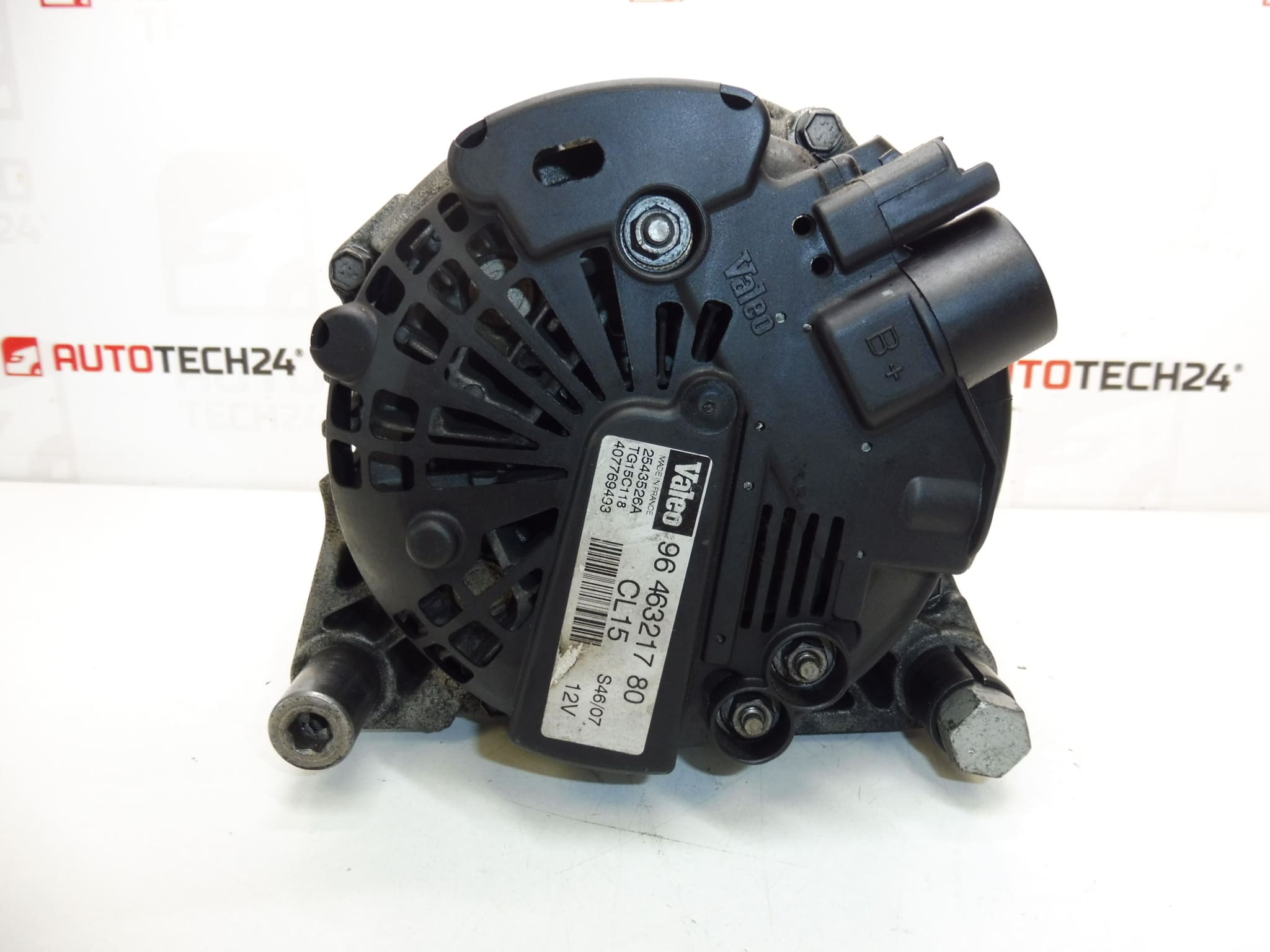Alternador Valeo usado con 102000 km para Citroën y Peugeot CL15 9646321780 - Imagen 2