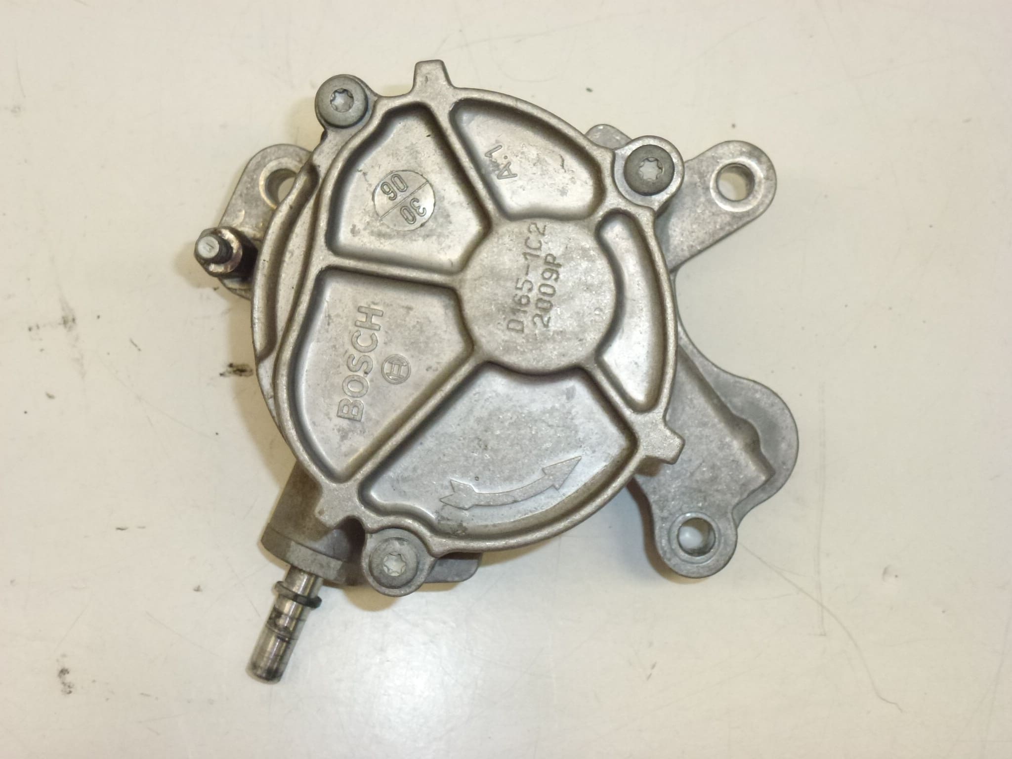 Bomba de vacío Bosch 2.0 HDi 9801888780 456587 - Imagen 2