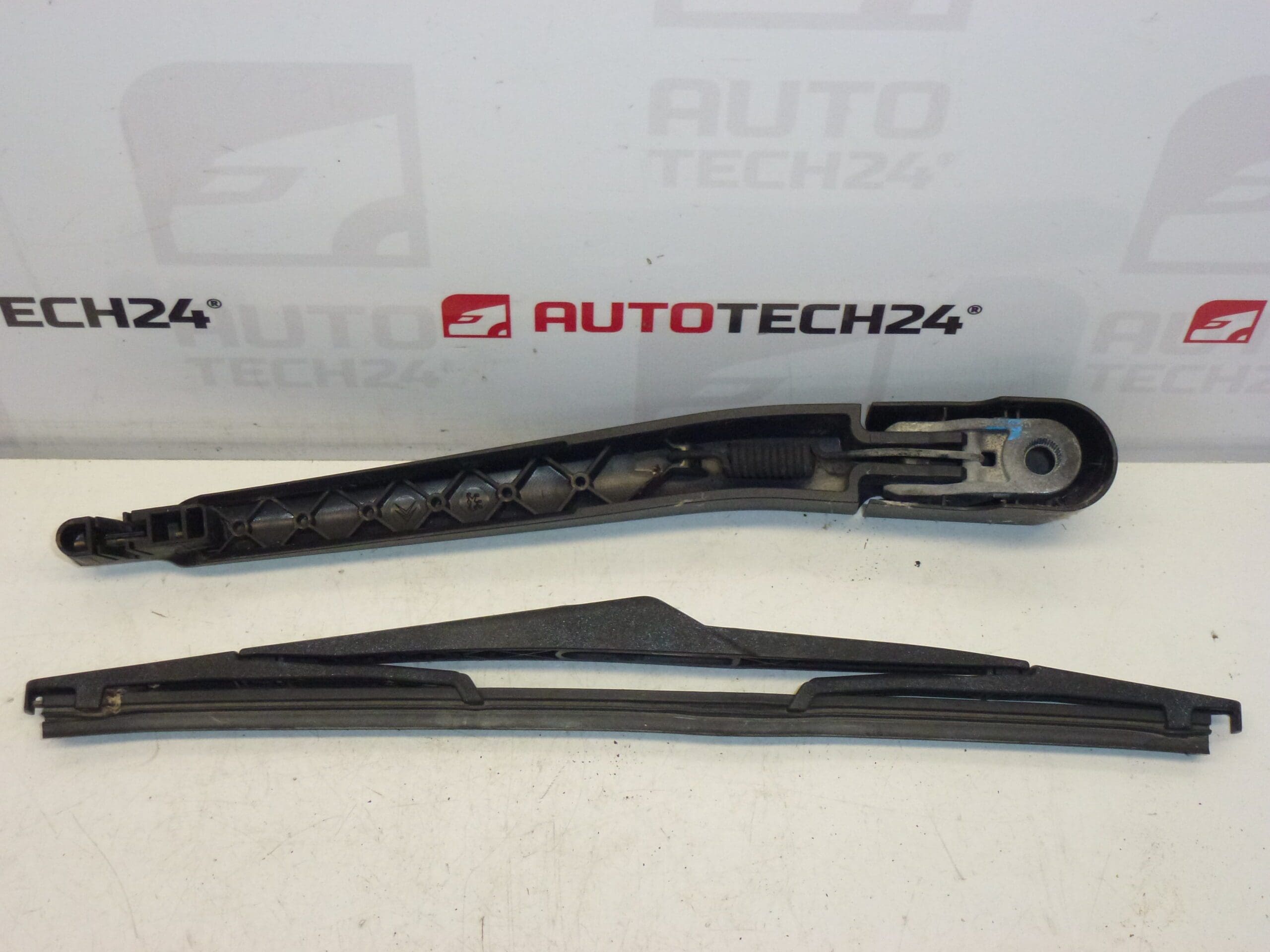Brazo del limpiaparabrisas trasero para Citroën C4 6429X8 - Imagen 2