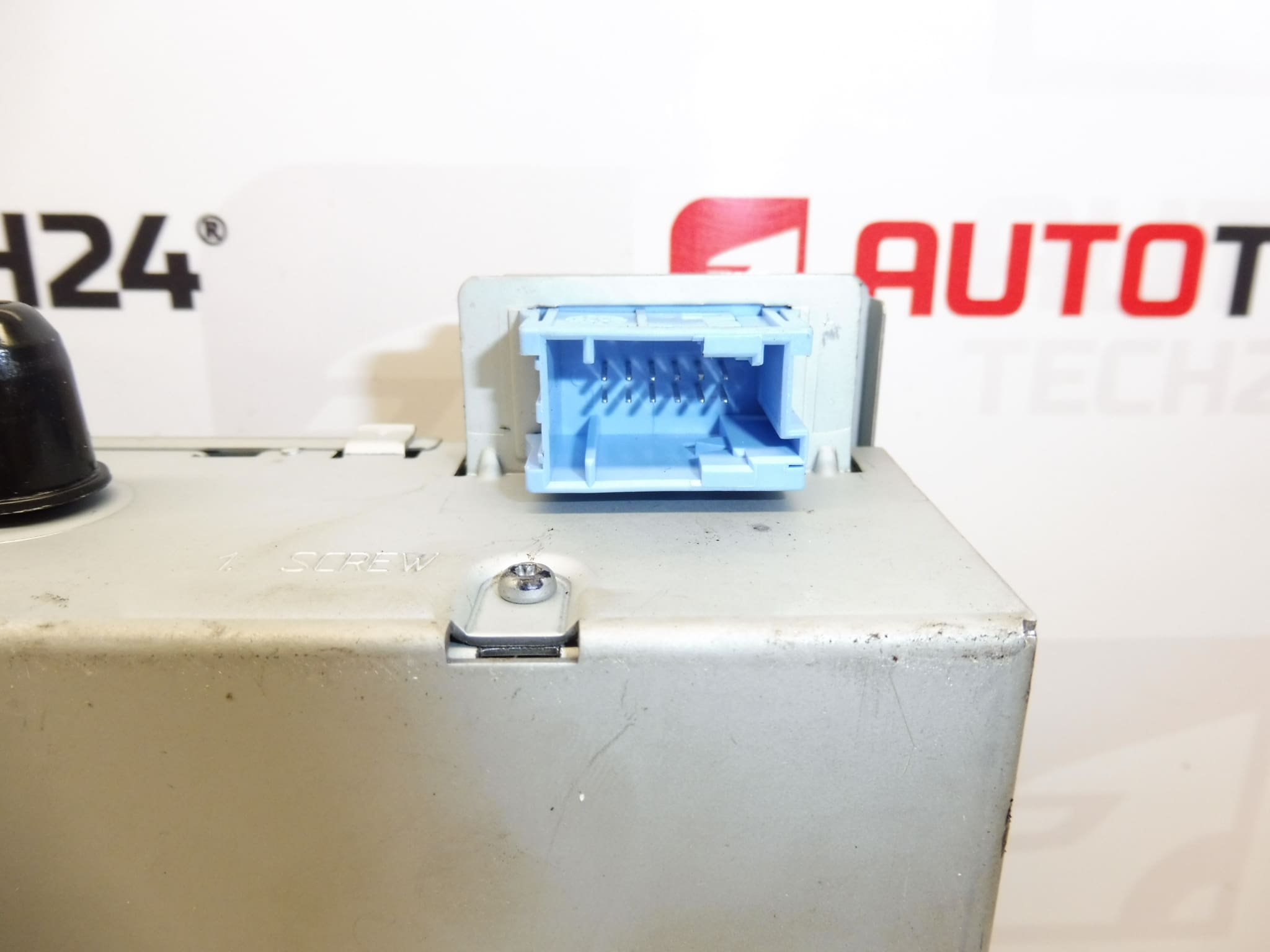 Cambiador de CD para Citroën/Peugeot 9660662677 6564AH 6564RL - Imagen 2