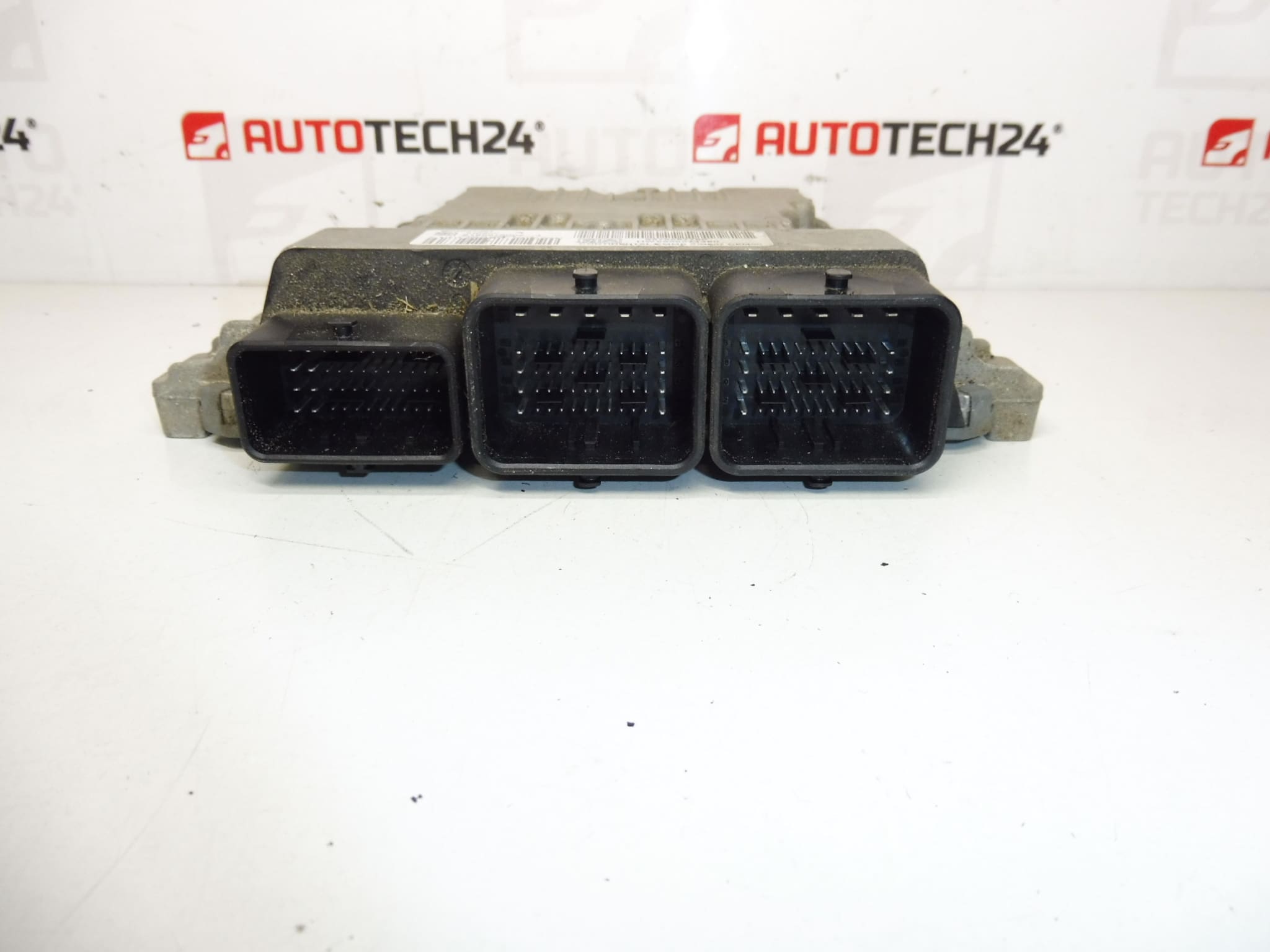 ECU Continental SID807 S180075002 9676587780 9666571380 - Imagen 2