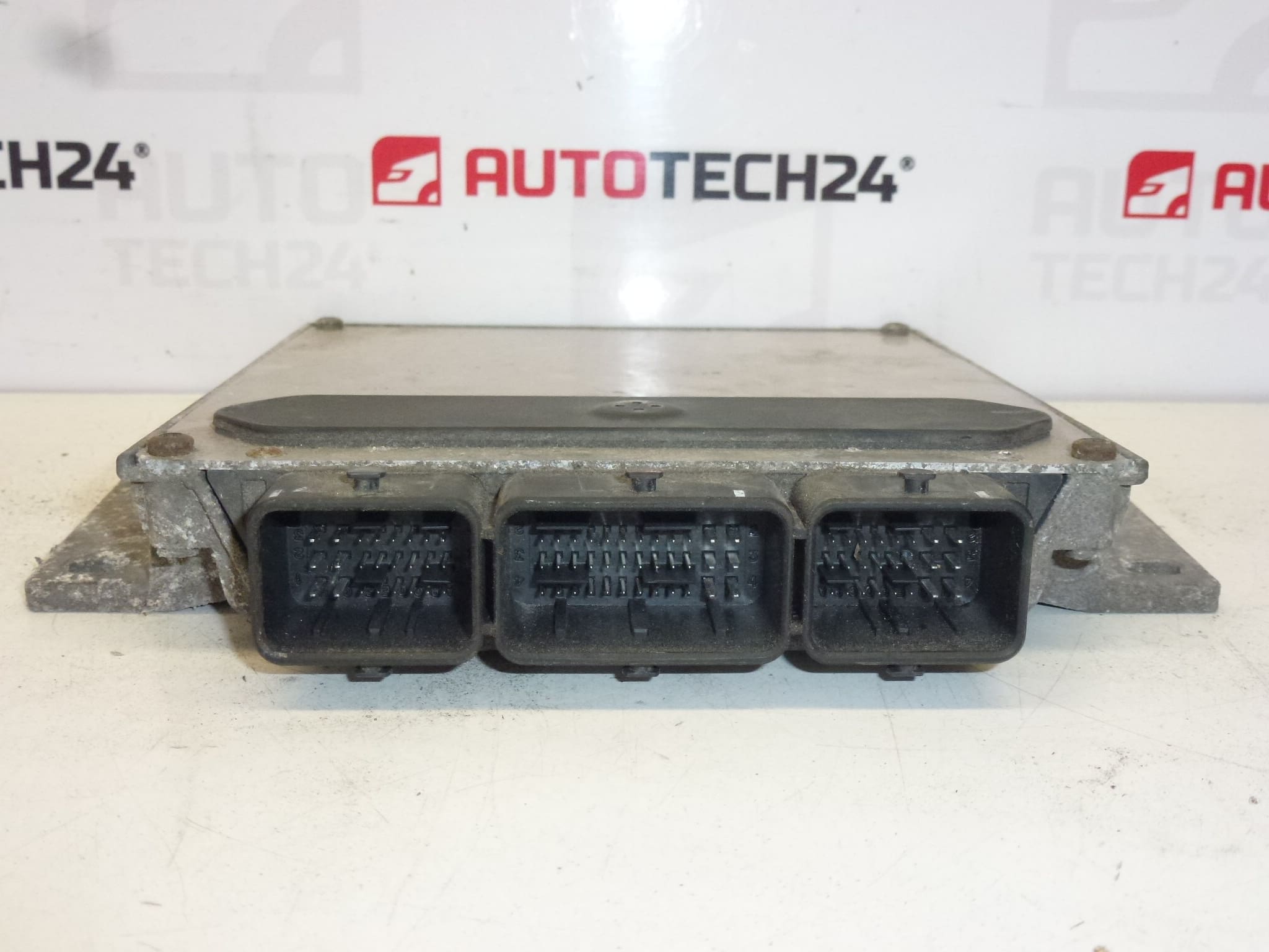 Unidad de control del motor IAW 48P2.7H 9655756780 9645989480 1938VY (usado) - Peugeot/Citroën (PSA) - Imagen 2