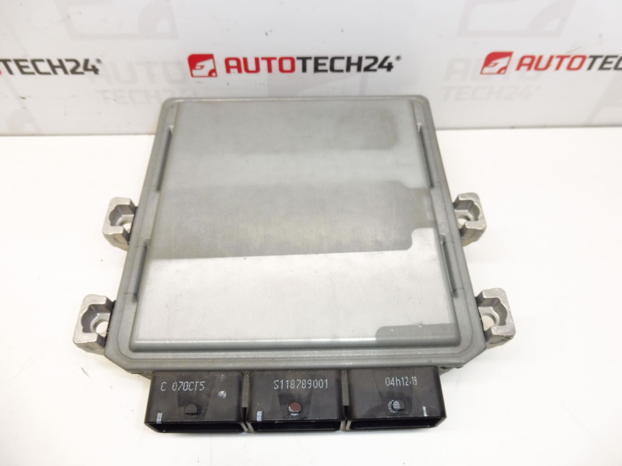 Unidad de control (ECU) Siemens SID201 5WS40379A-T 9648237680 - Imagen 2