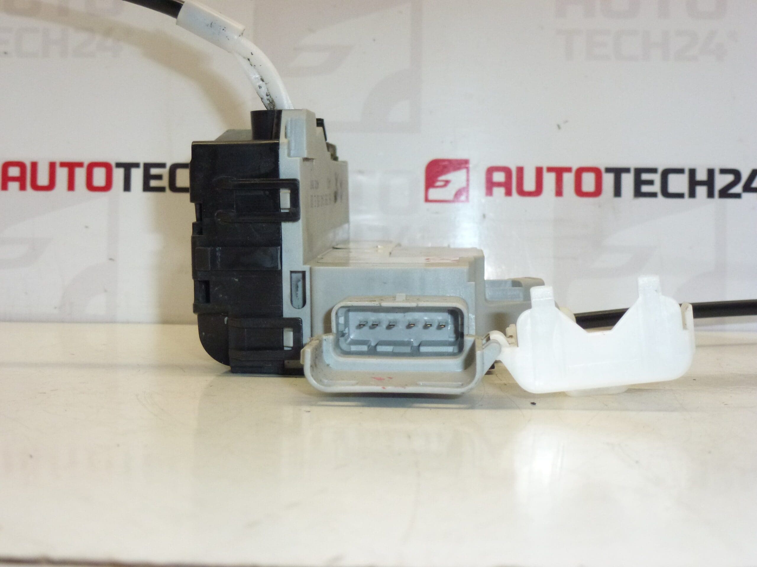 Cerradura eléctrica de puerta trasera derecha para Peugeot 407 9659854280 9138N8 - Imagen 2