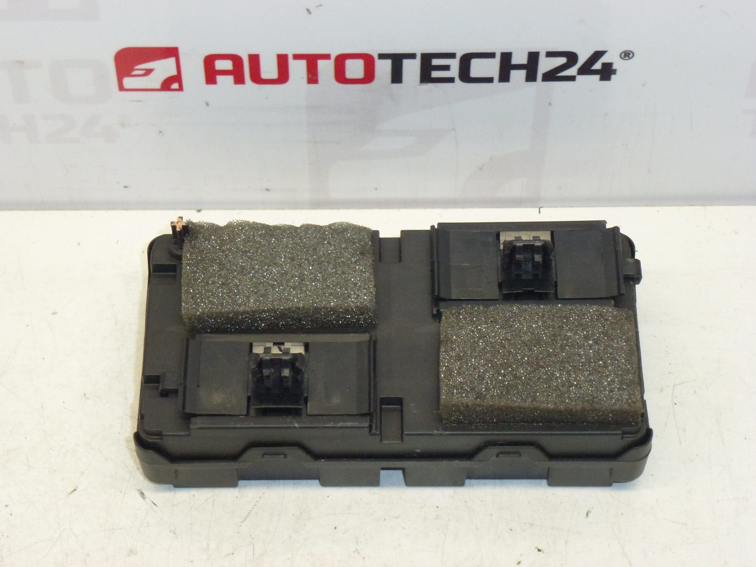 Unidad para Citroën y Peugeot 9655140080 - Imagen 2