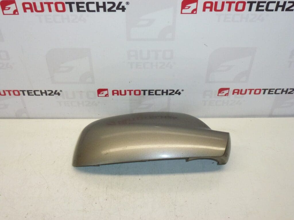 Cubre retrovisor derecho Peugeot color KDAC 815276