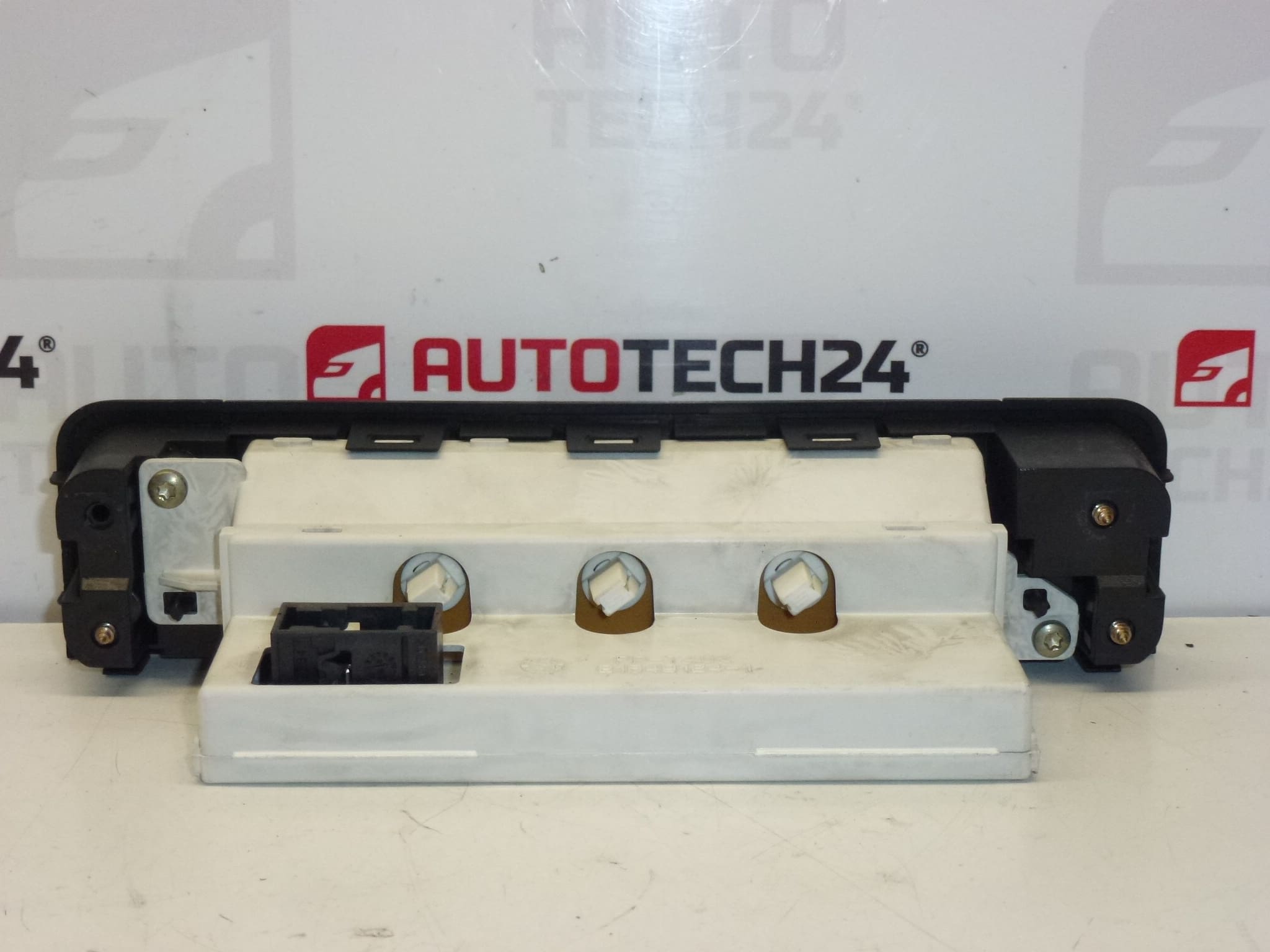 Pantalla de radio y ordenador para Peugeot 406 9640975877 6155P8 - Imagen 2