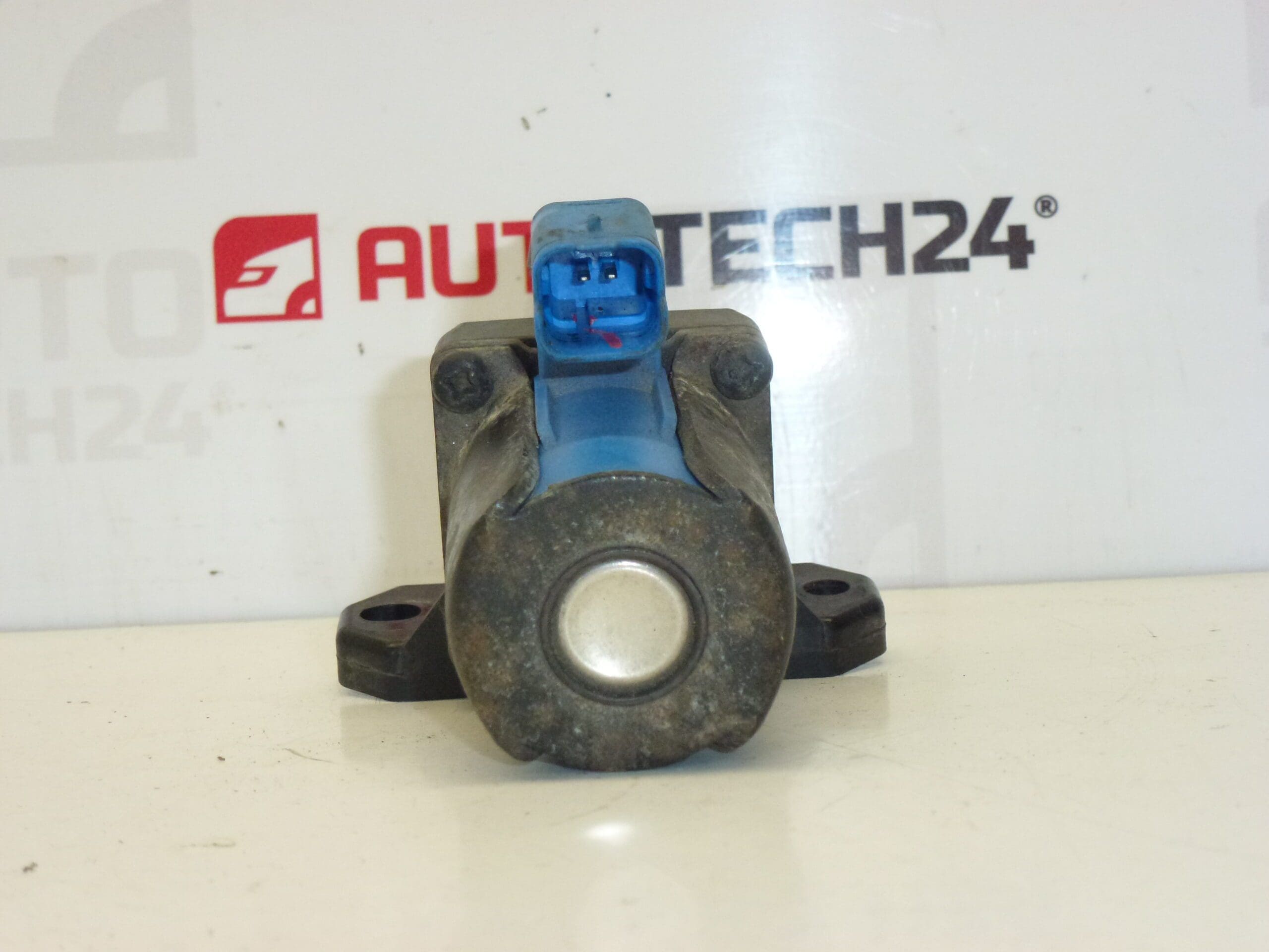 Electroválvula de purga del líquido refrigerante para Citroën y Peugeot 9640953980 132333 - Imagen 2