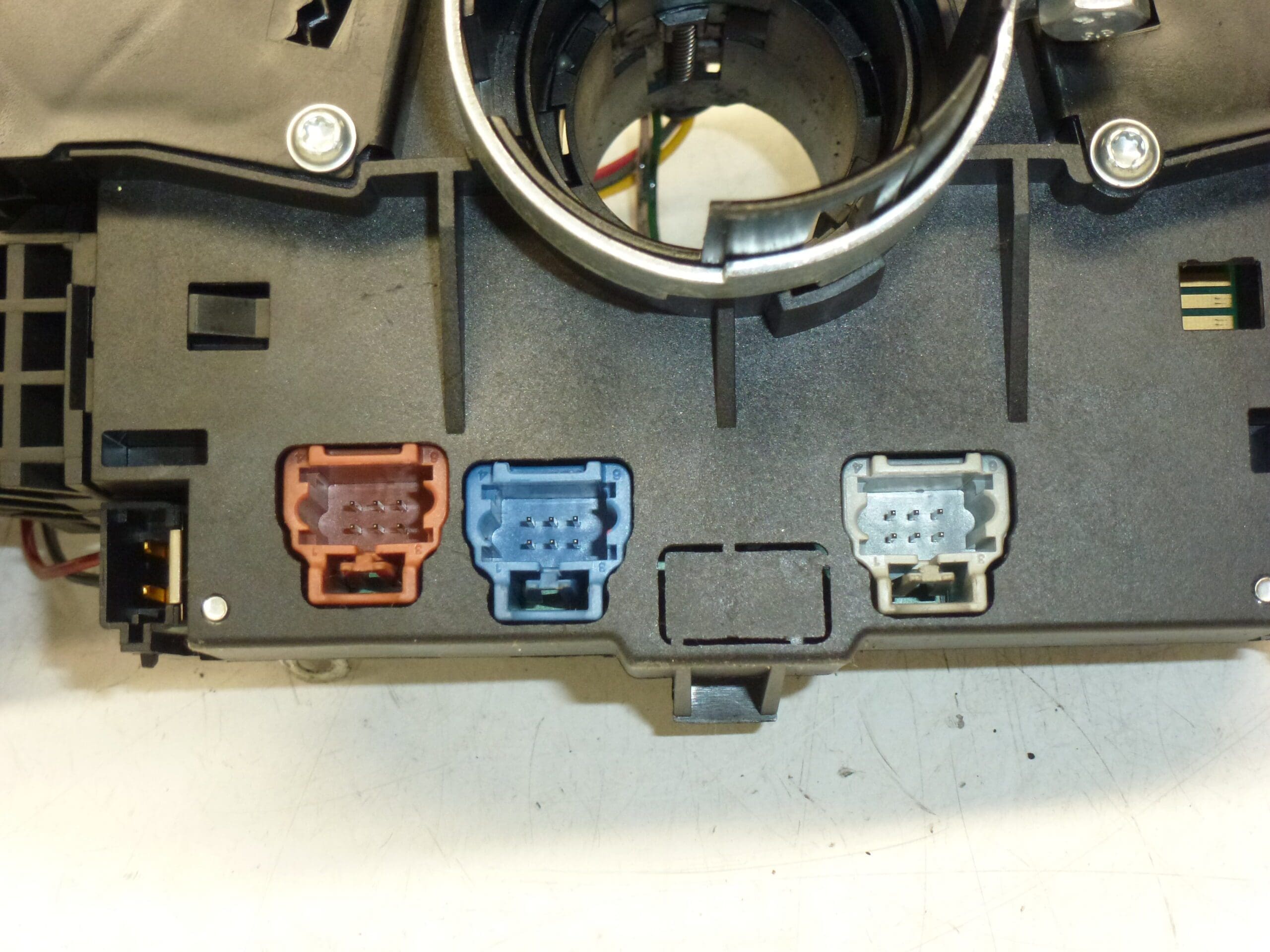 Controlador ESP para Citroën y Peugeot 96611303XT 6242S6 - Imagen 2