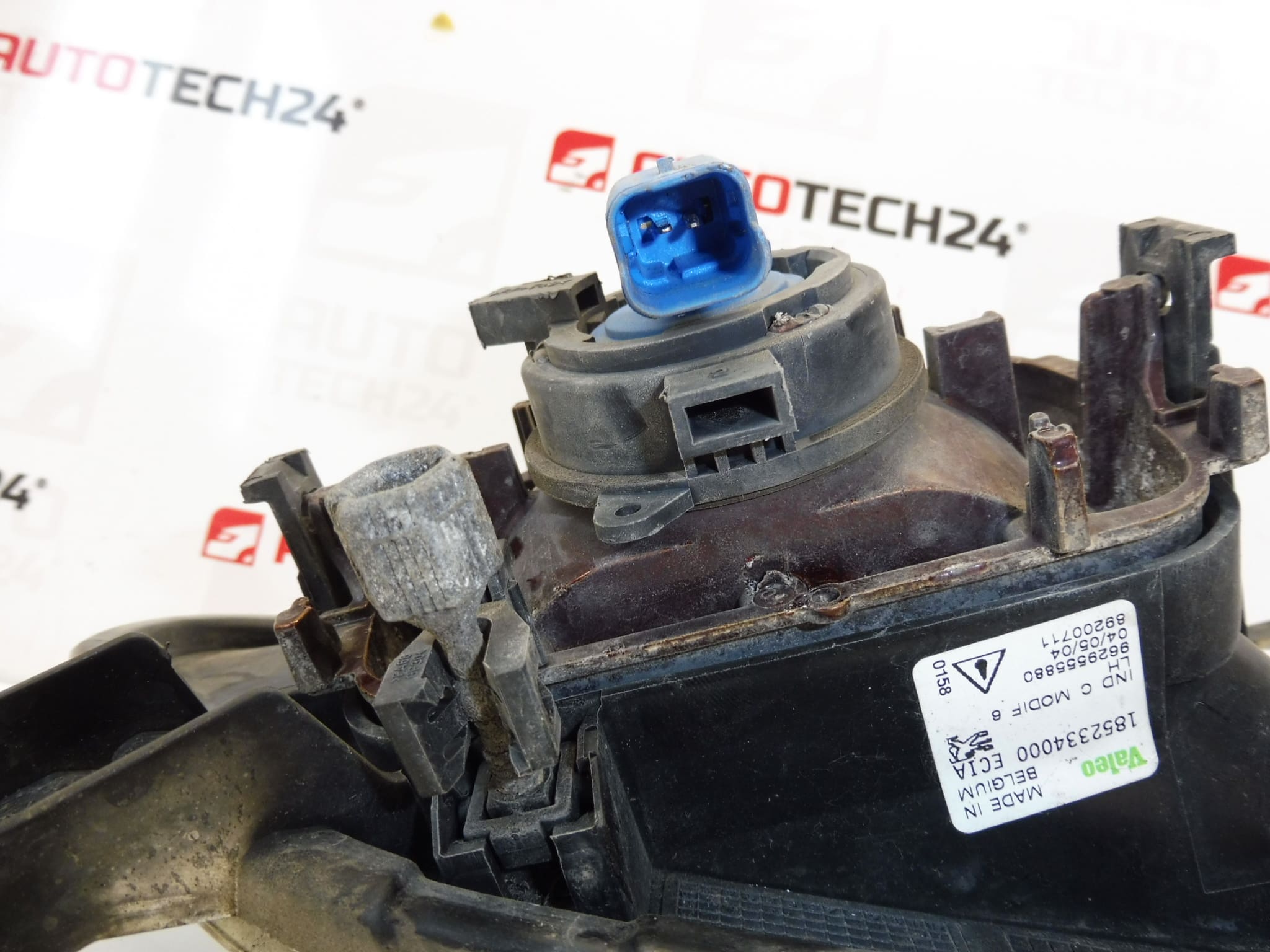 Luz de niebla izquierda Peugeot 607 9629555880 89200711 6204W5 - Imagen 2