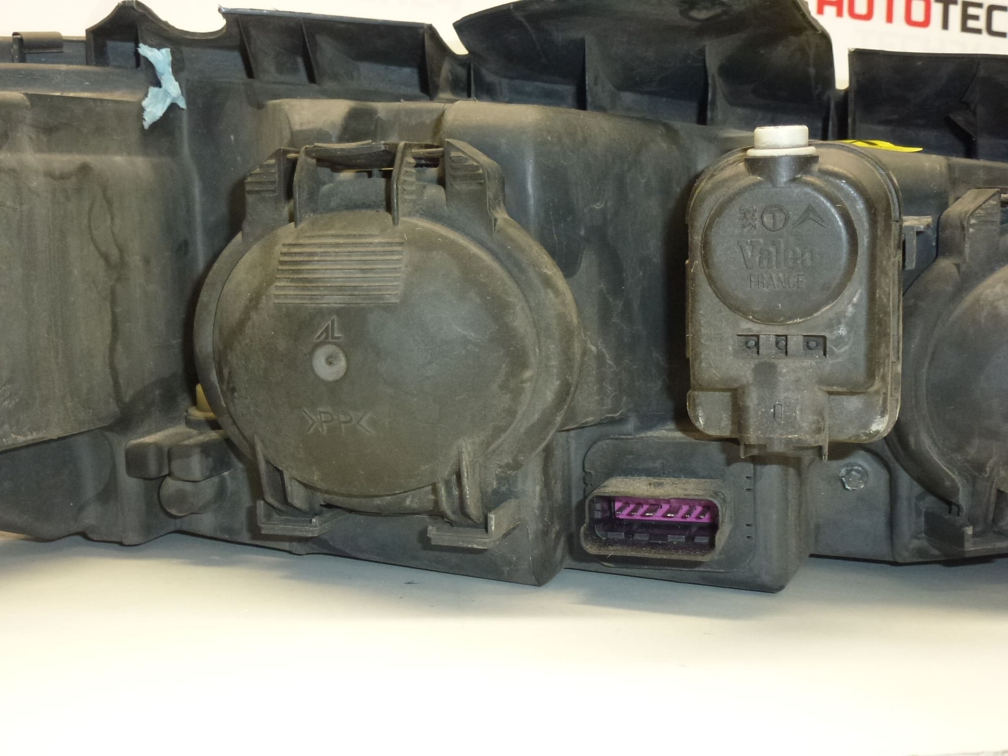 Faro delantero izquierdo Peugeot 406 6204V2 - Imagen 2