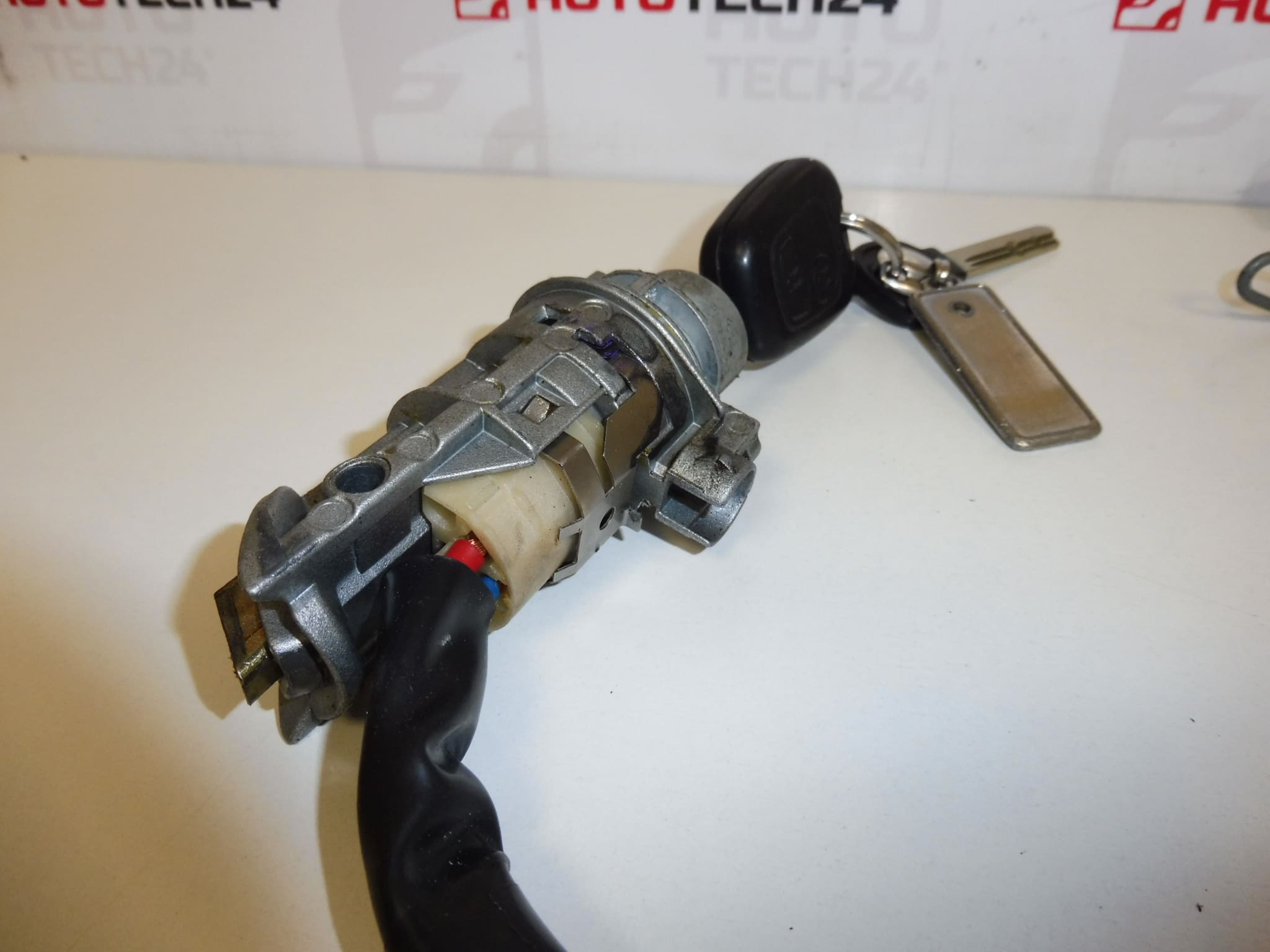 Conjunto de cerraduras + 1 llave Peugeot 406 4162Z8 4162Z6 - Imagen 2