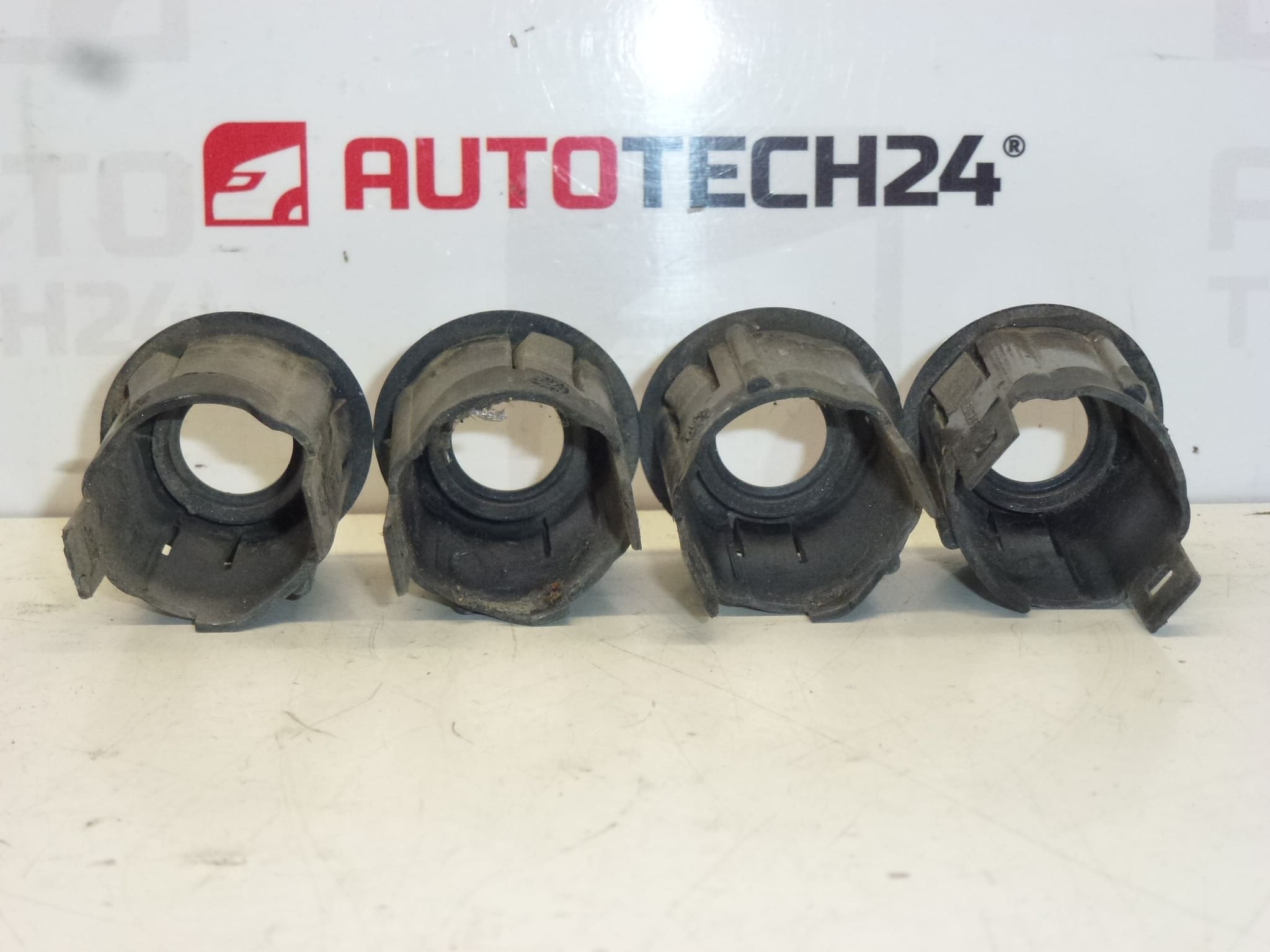 Juego de soportes para sensores de estacionamiento Peugeot 407 7414FW - Imagen 2