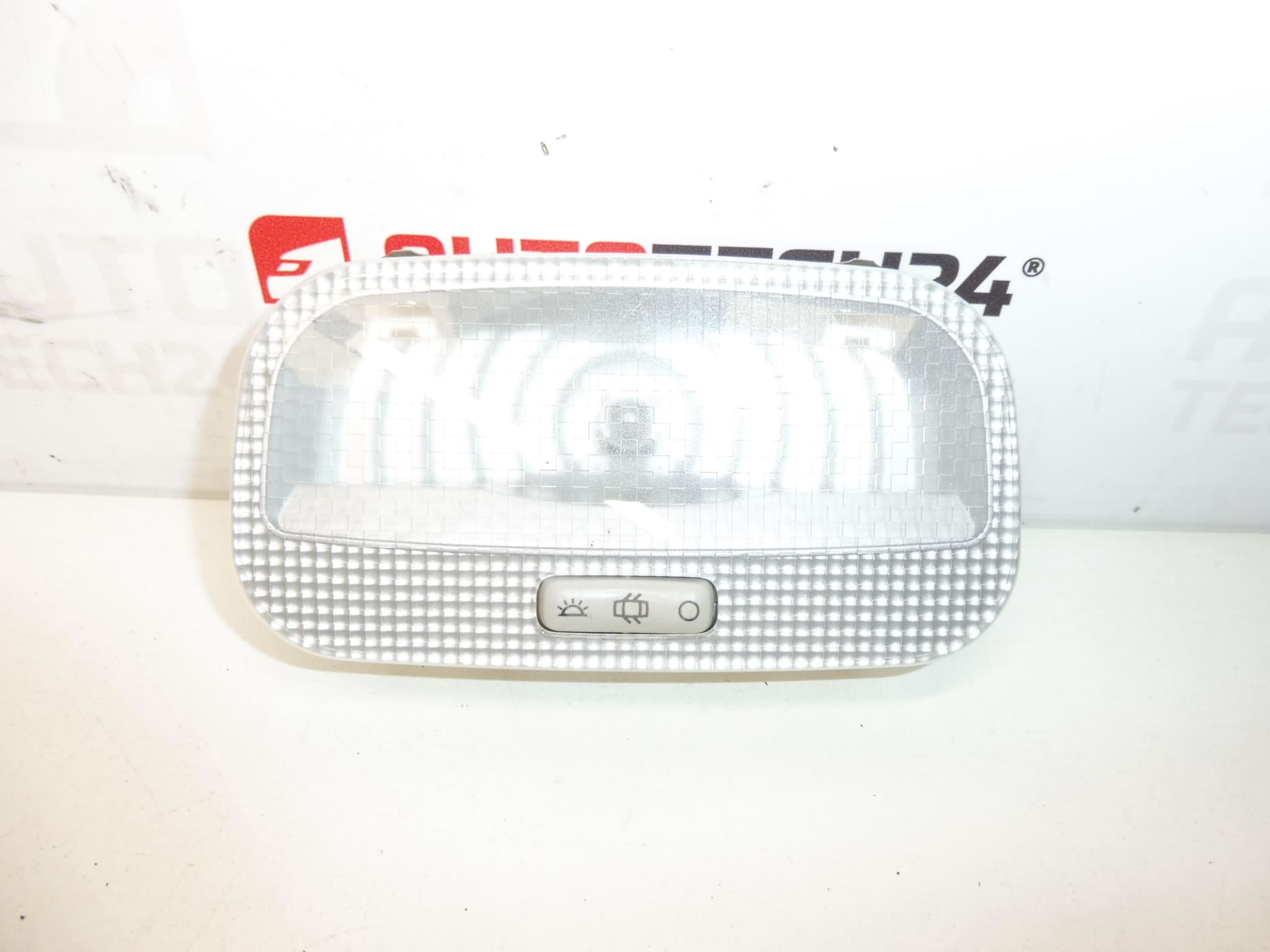 Luz de Techo Citroën C3 Picasso 9682063980 6362Q6 - Imagen 2