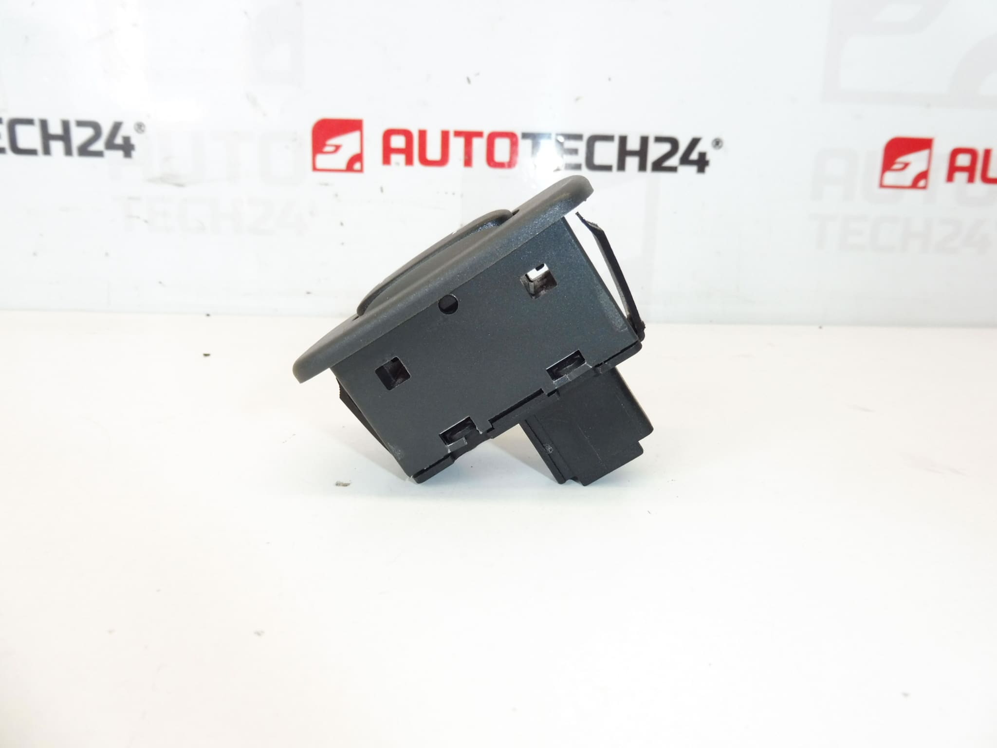 Unidad de corrección de la altura del chasis Citroën C5 Familiar 96384805ZF 96384805XT 6554EC - Imagen 2