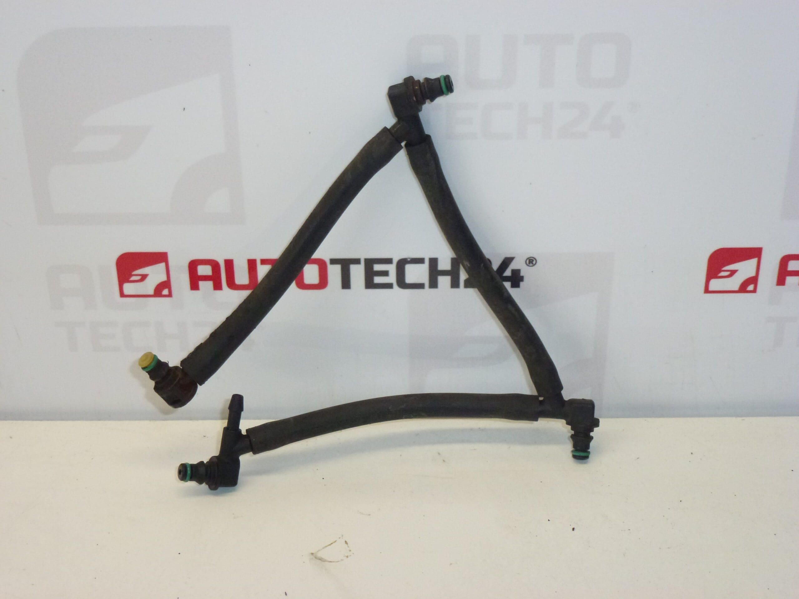 Mangueras de desbordamiento para Citroën y Peugeot 1574Q1 - Imagen 2