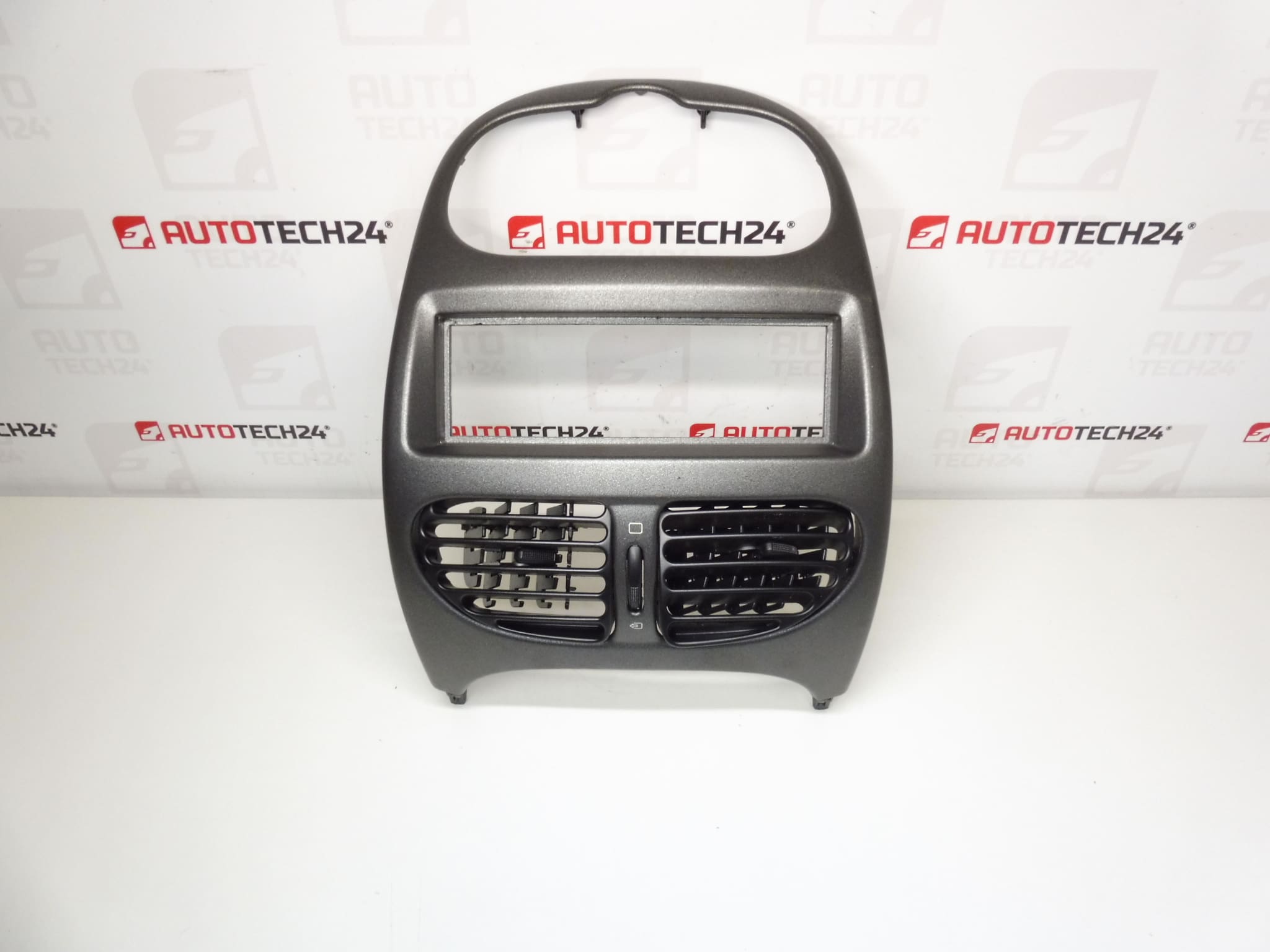 Marco radio Peugeot 206 con ventiladores 8211C5