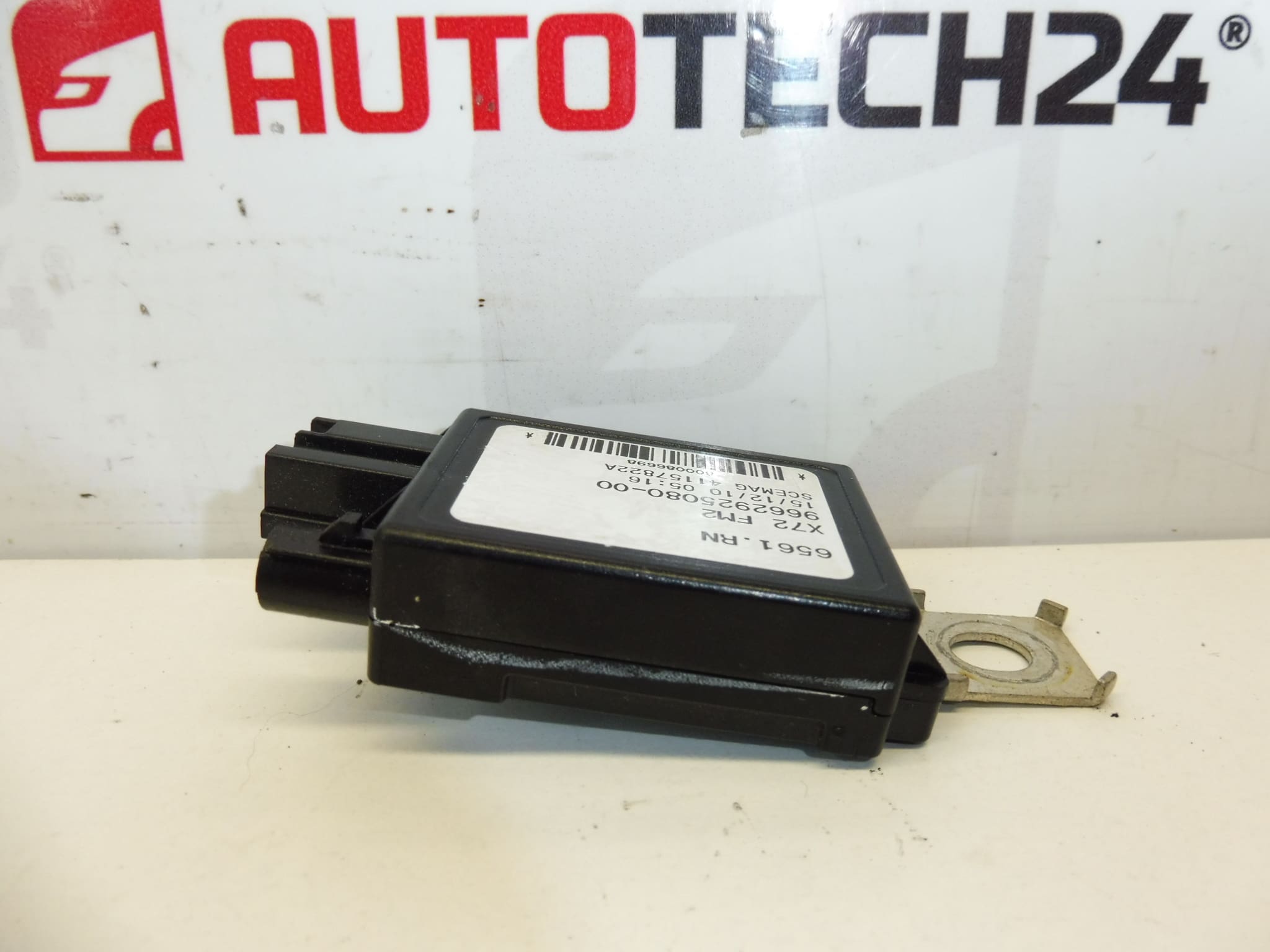 Módulo de antena para Citroën y Peugeot 9662925080 6561RN - Imagen 2