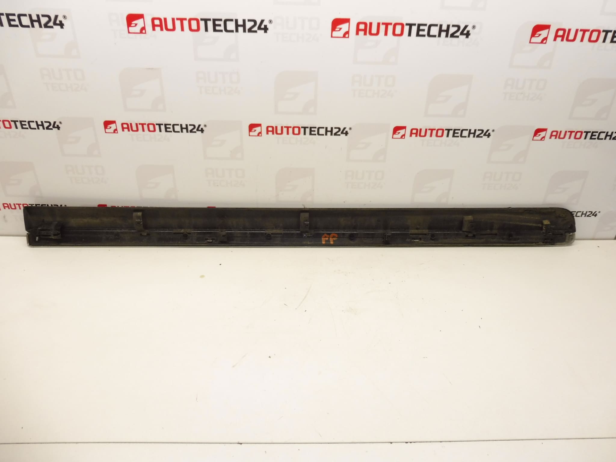 Listón de la puerta delantera derecha Citroën C8 / Peugeot 807 EYJ 1401028477 8545GJ - Imagen 2
