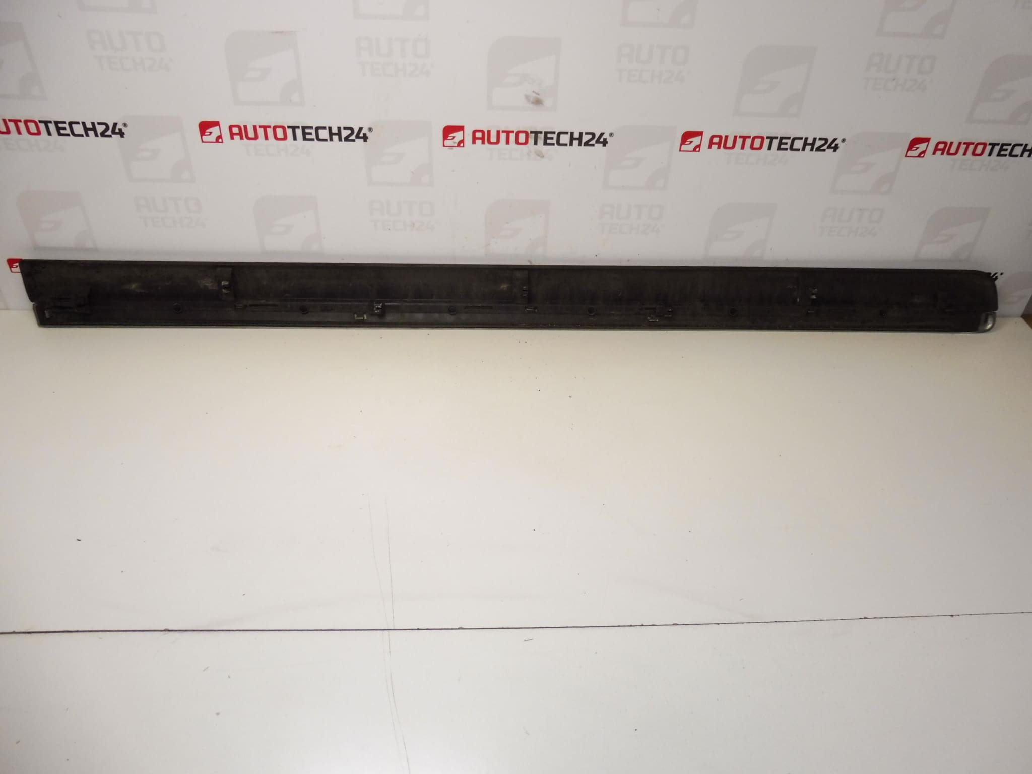 Moldura de la puerta delantera derecha Citroën C8 Peugeot 807 EYZW 1401028477 8545GJ - Imagen 2