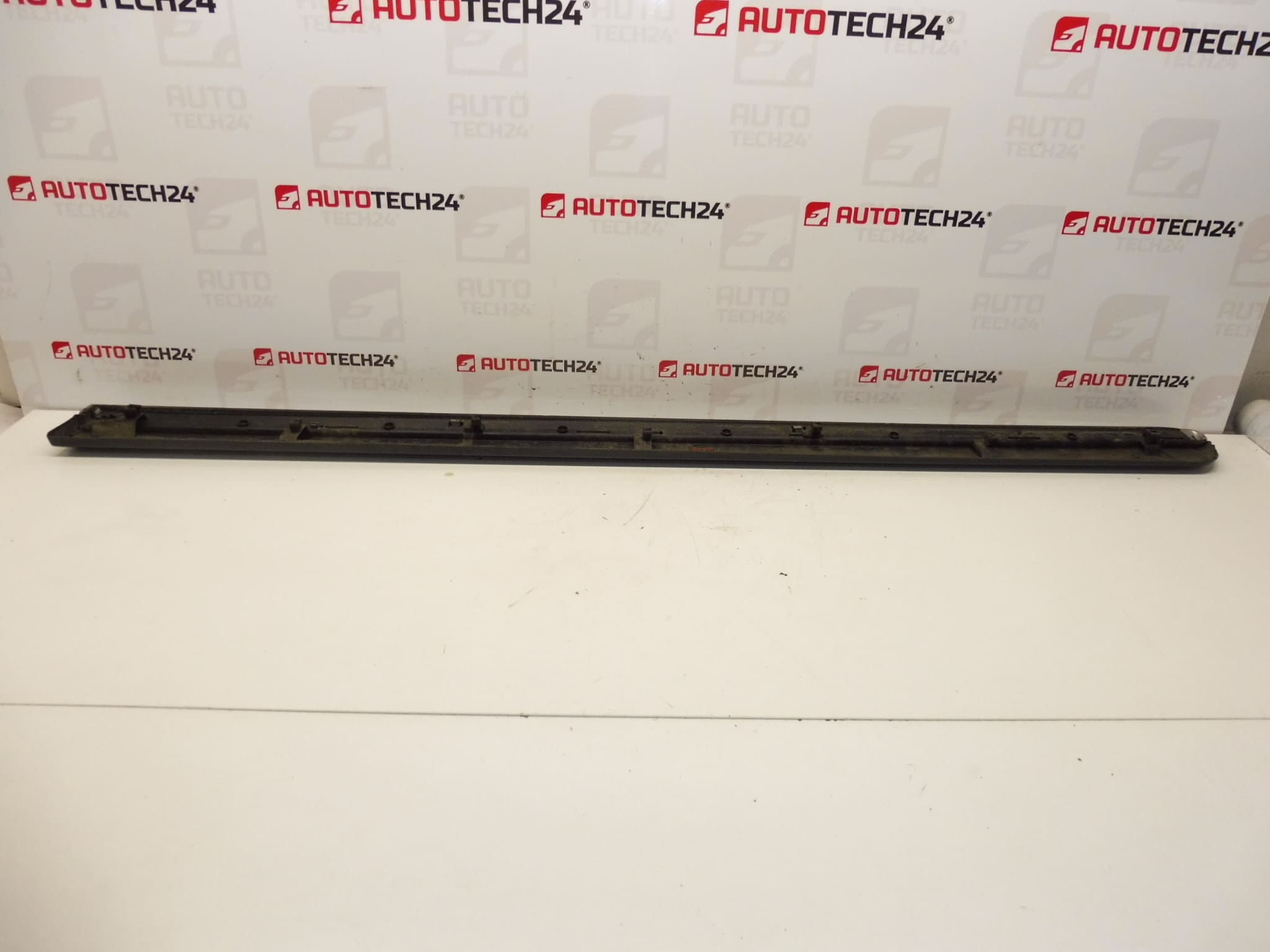 Moldura puerta trasera derecha Citroën C8 Peugeot 807 EYJ 1401029677 8546W3 - Imagen 2