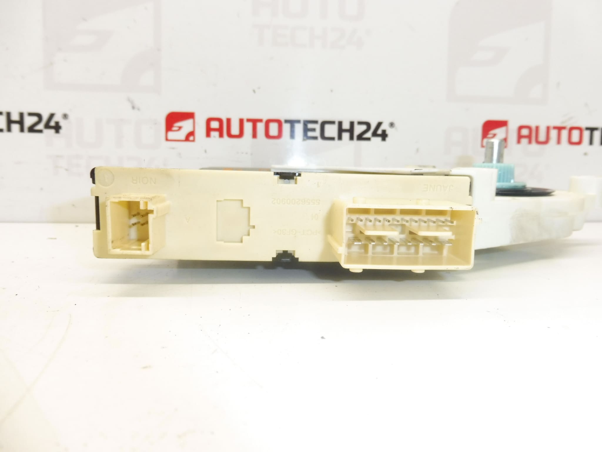 Motor eléctrico del elevalunas delantero derecho para Citroën y Peugeot 1400794280 9222AC - Imagen 2