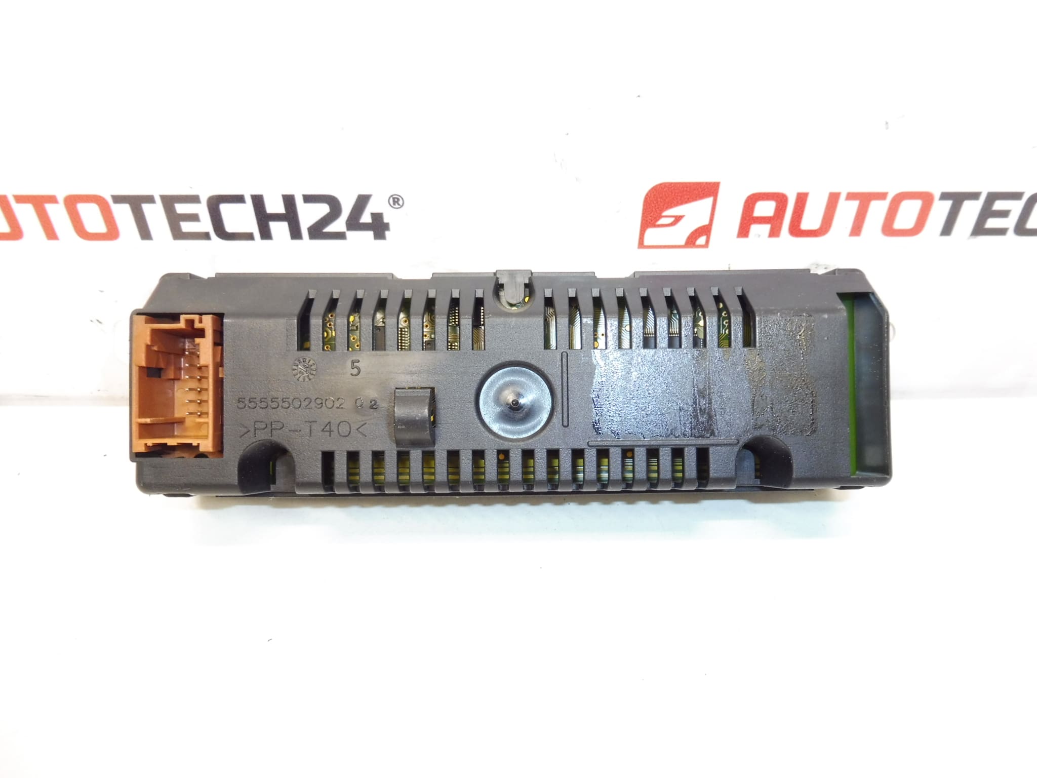 Pantalla de radio para Peugeot 207 (usada) - 9664483980 / 6155GH / 6593H0 - Imagen 2