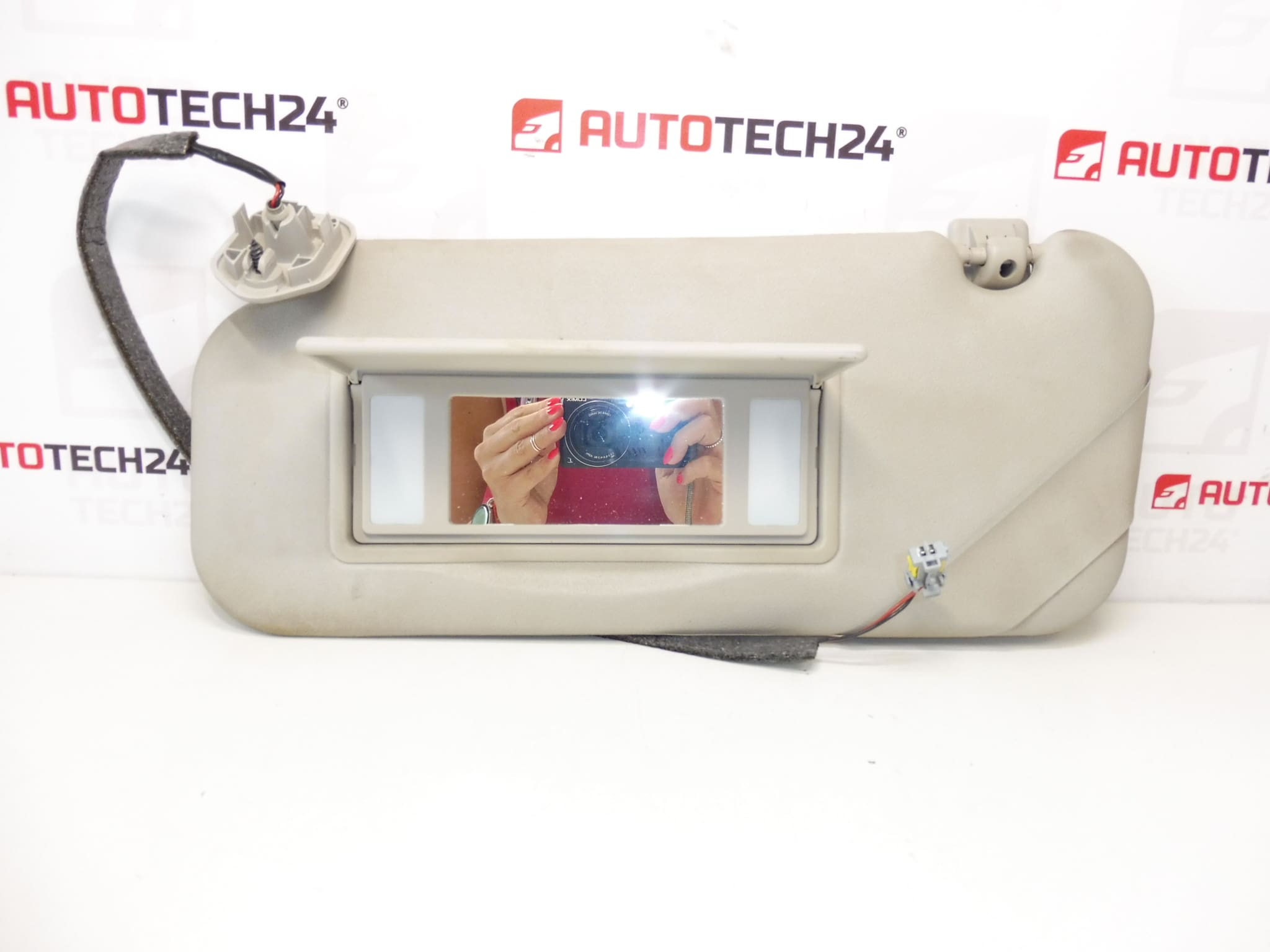 Parasol izquierdo Citroën/Peugeot 8143HS - Imagen 2