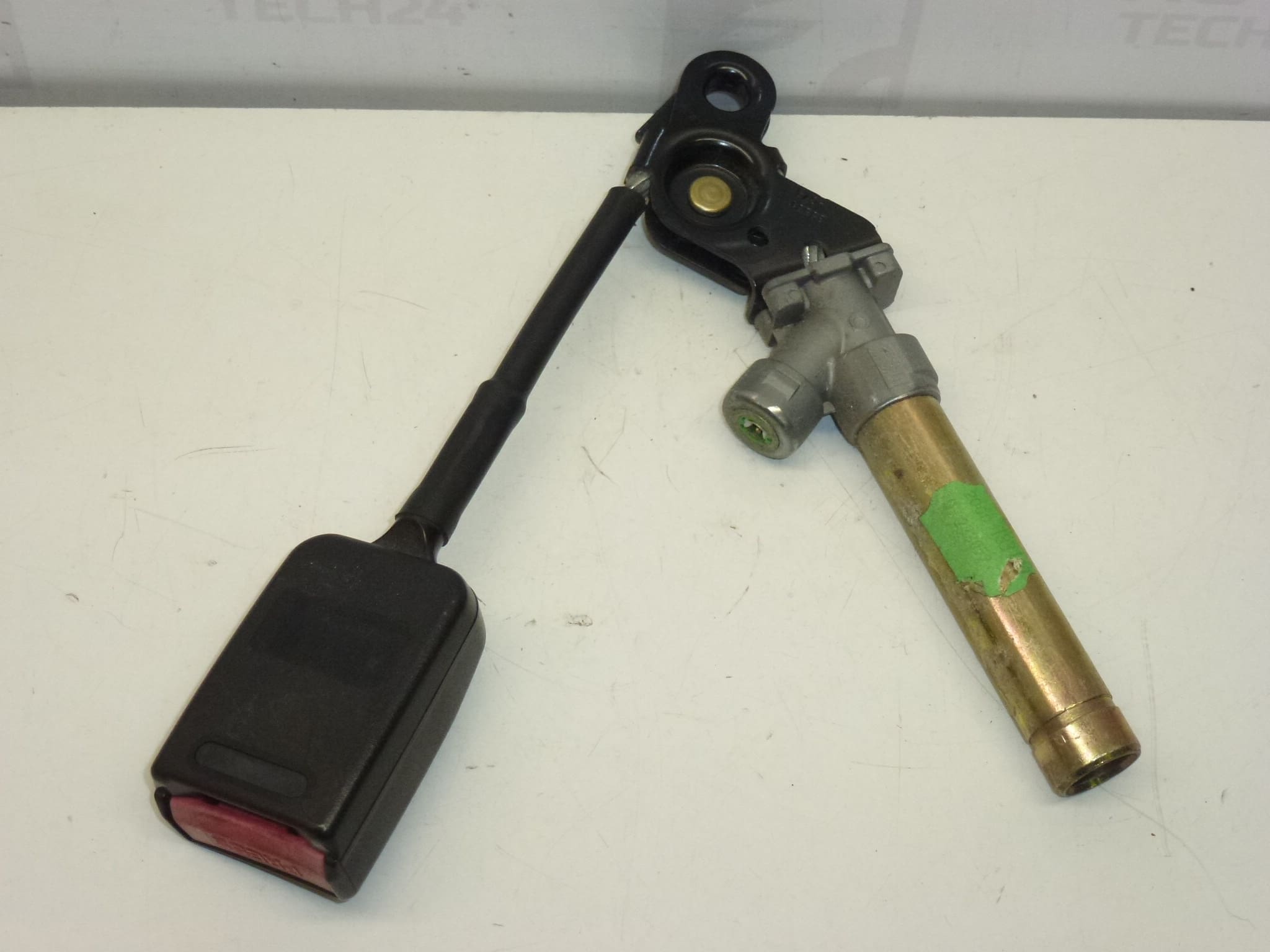 Mecanismo del cinturón de seguridad delantero izquierdo Peugeot 406 96233059XX 8972S1 - Imagen 2