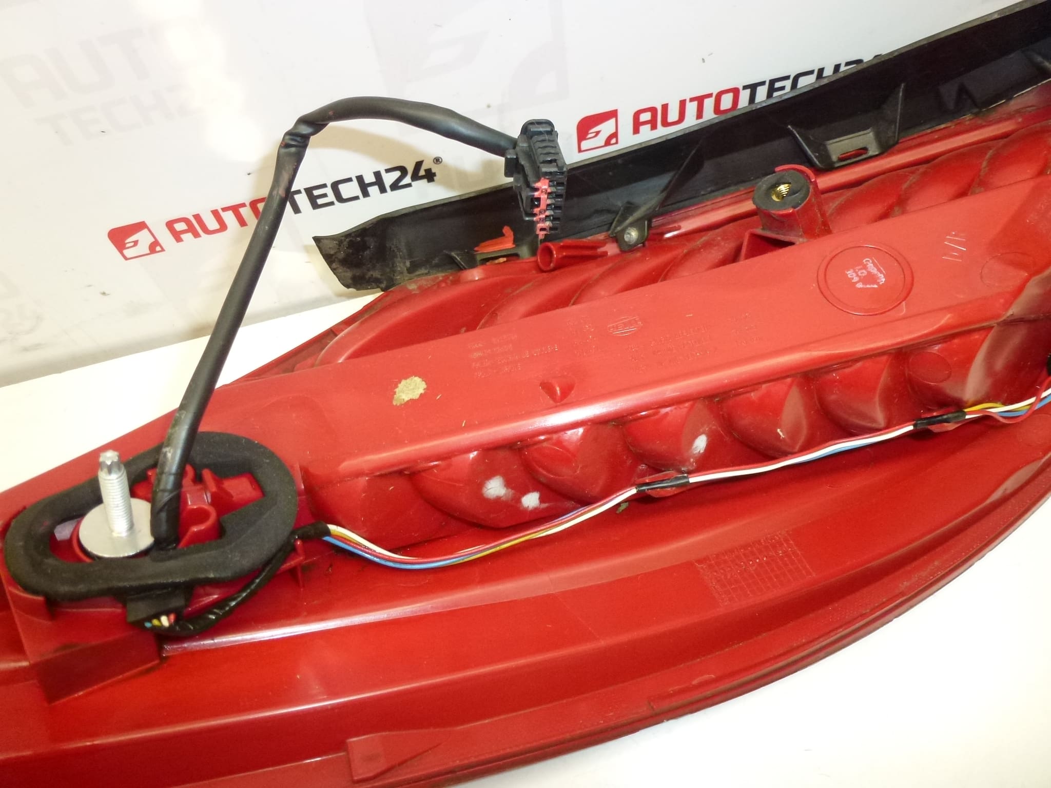 Piloto trasero derecho Peugeot 308 CC 6351GG - Imagen 2