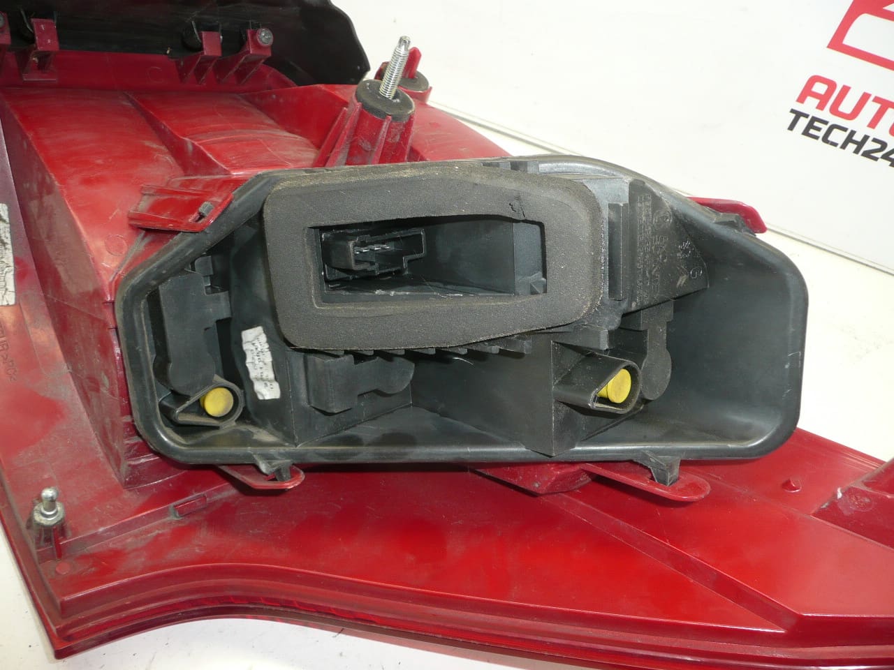 Piloto trasero izquierdo Peugeot 407 SW 9683275280 6350FR - Imagen 2