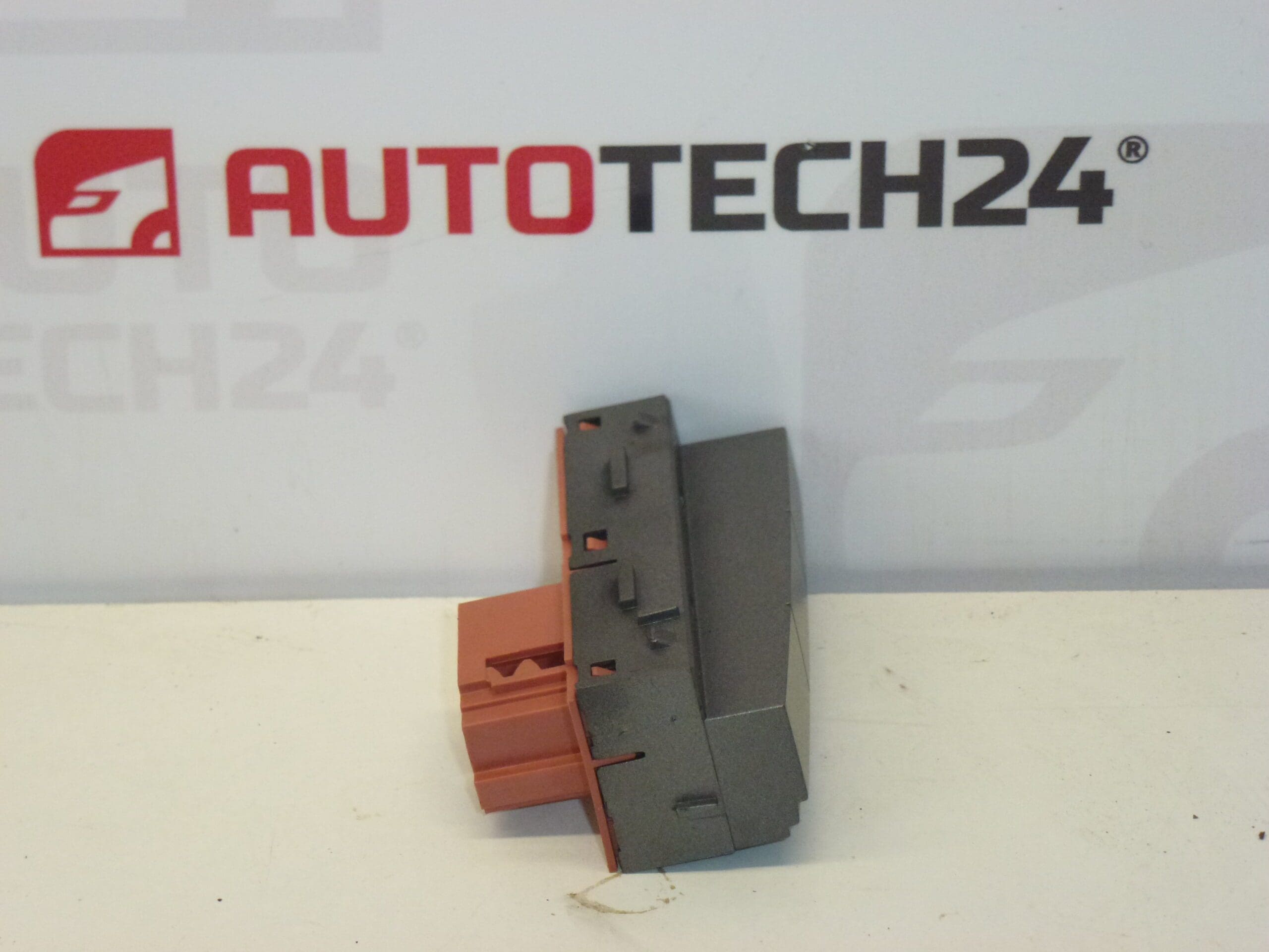 Tapa del mando de climatización Citroën C5 II 96470291YW - Imagen 2