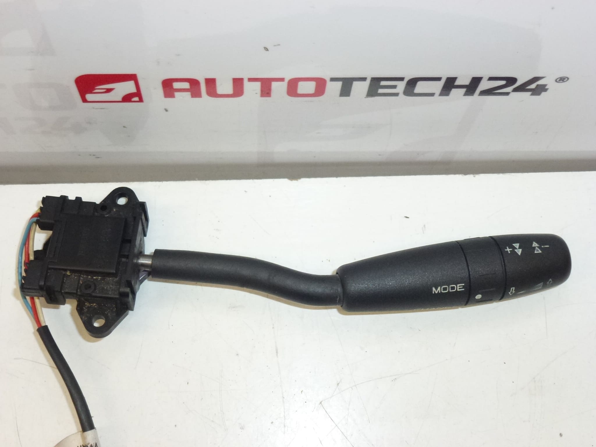 Controlador de radio para Citroën/Peugeot 96343806ZL 6239J9 - Imagen 2