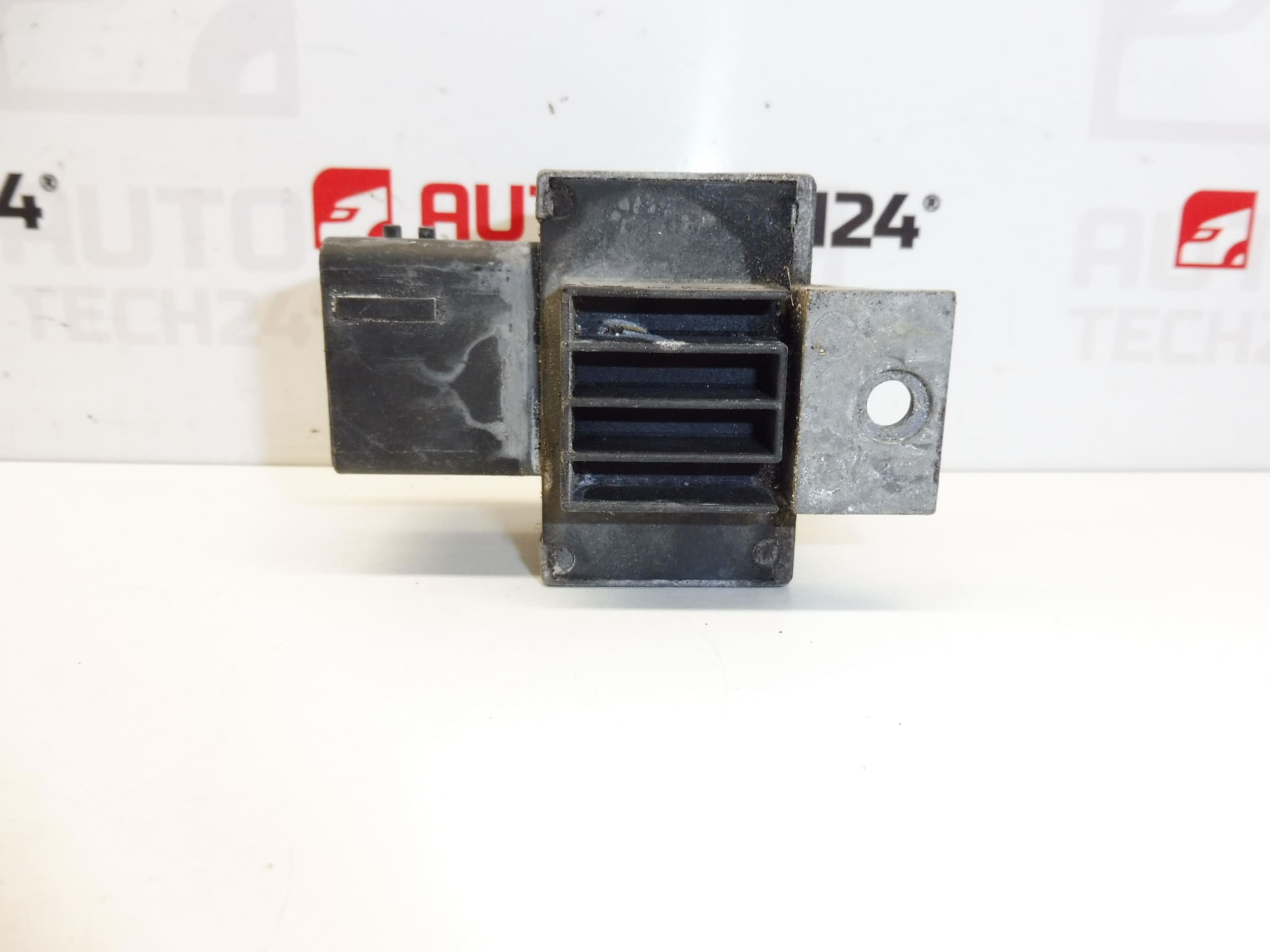 Relé de precalentamiento Nagares para Citroën y Peugeot 9640469680 598140 - Imagen 2