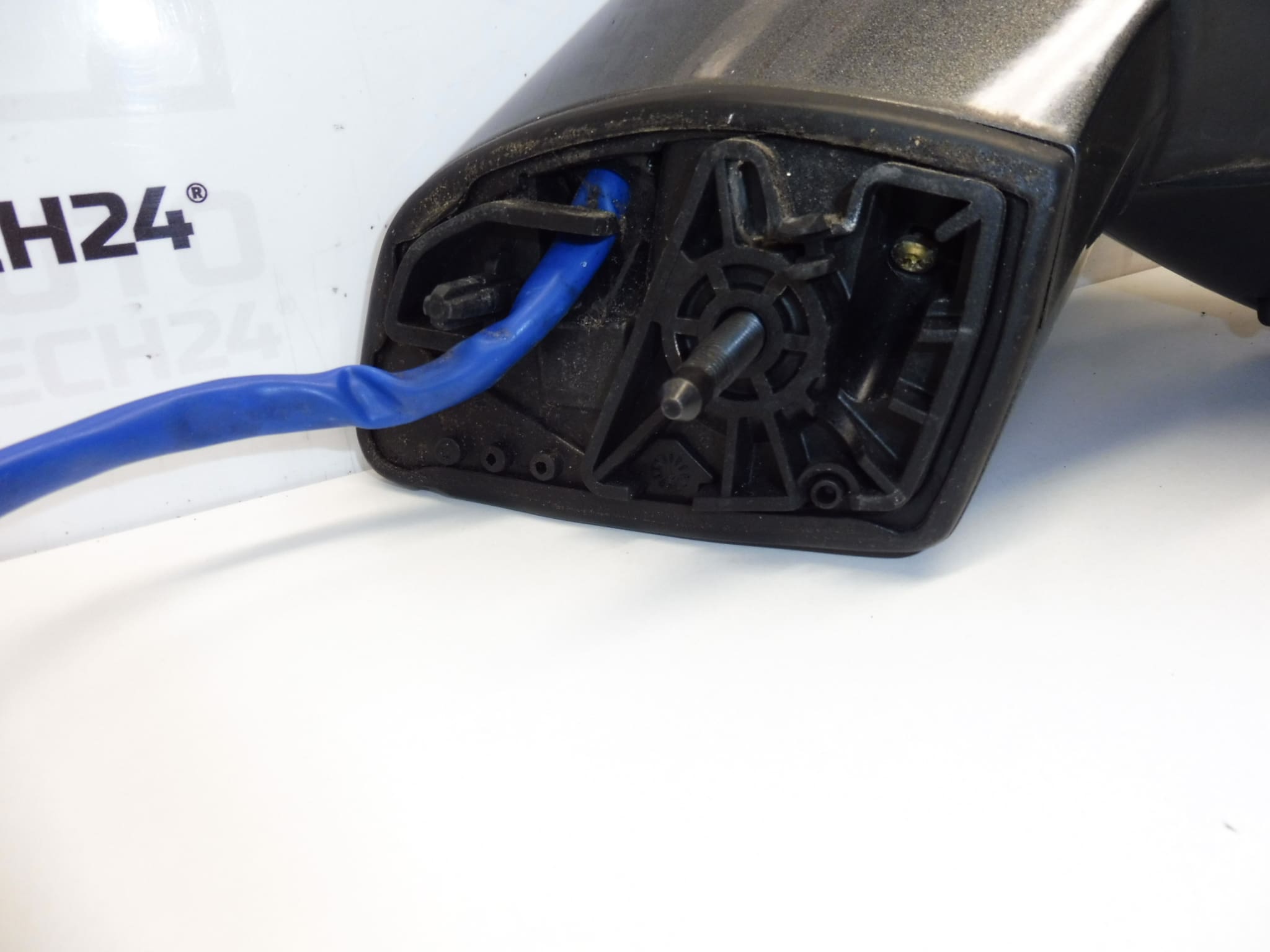 Espejo exterior derecho Peugeot 308 KTPD 8153NF - Imagen 2