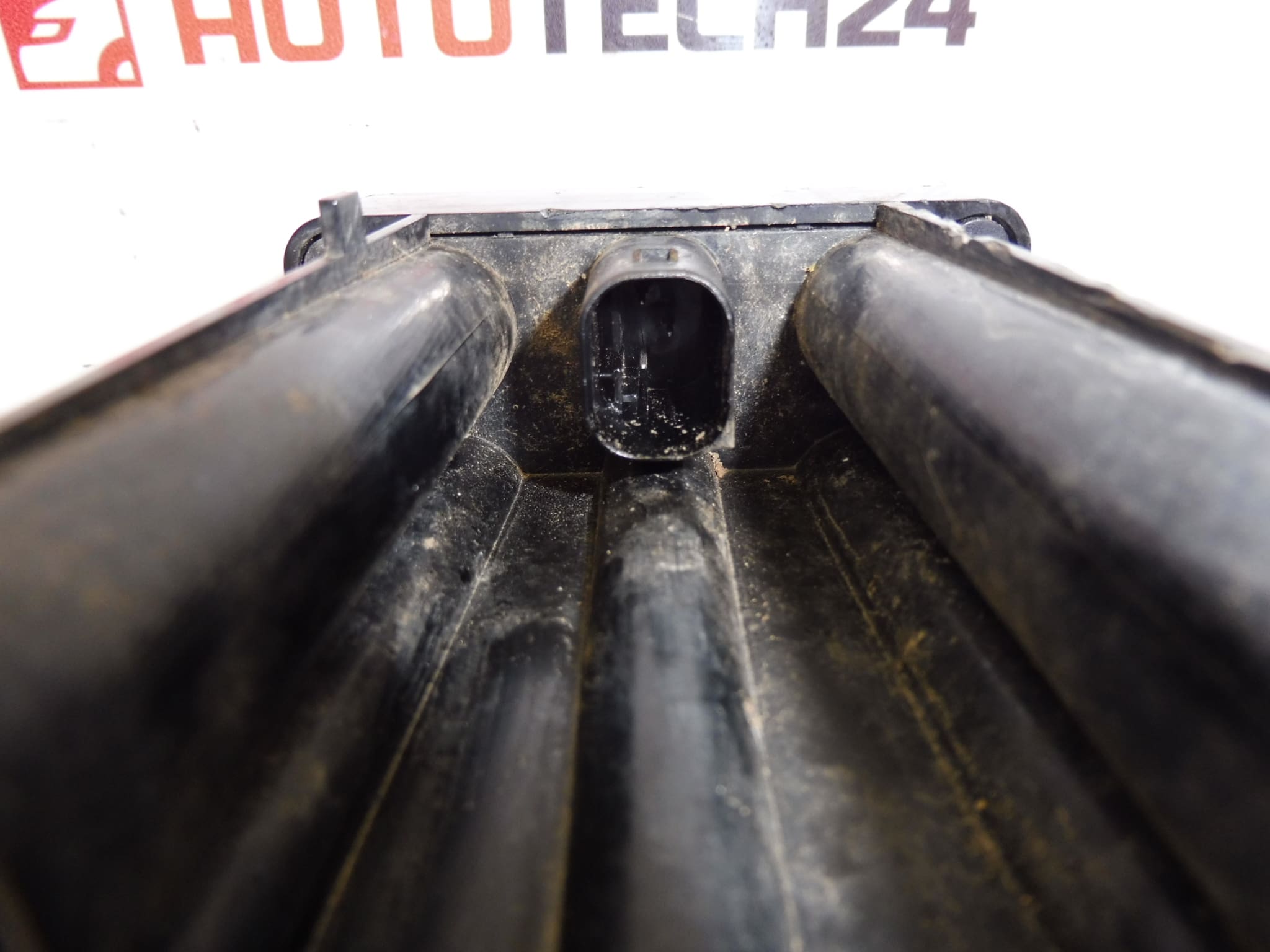 Sensor AFIL 2 para Citroën y Peugeot 9663116280 6590W1 - Imagen 2