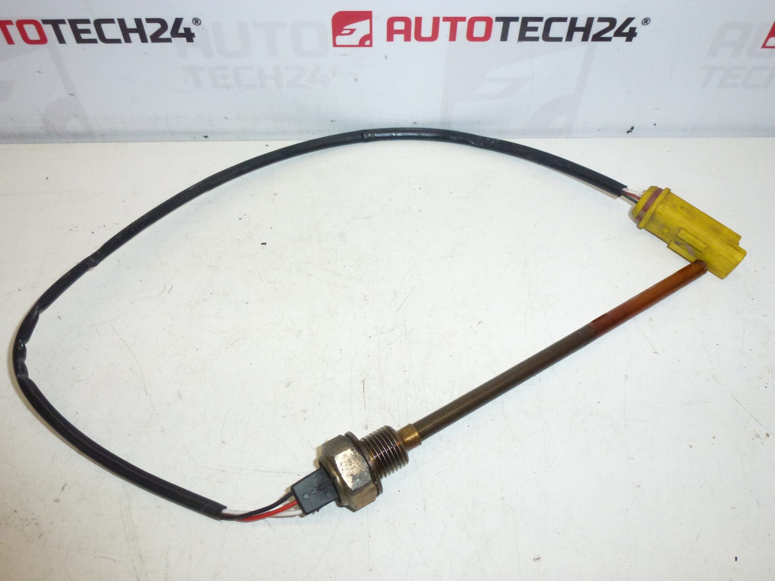 Sensor de aceite para Citroën y Peugeot 1.6 16V NFU 1131F7 - Imagen 2