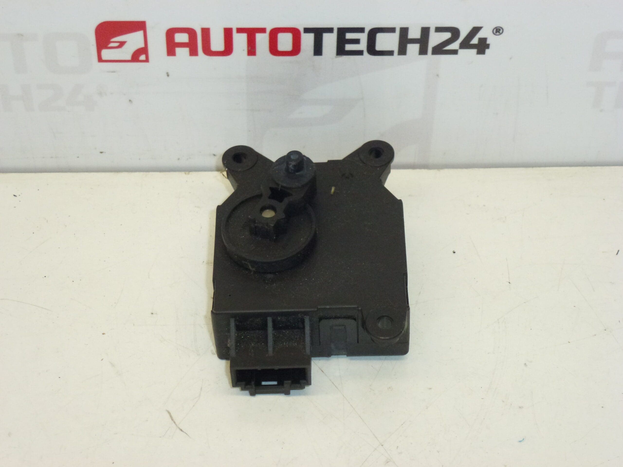 Bomba de dirección asistida Valeo para Citroën y Peugeot N100462G 6447NQ (usado) - Imagen 2